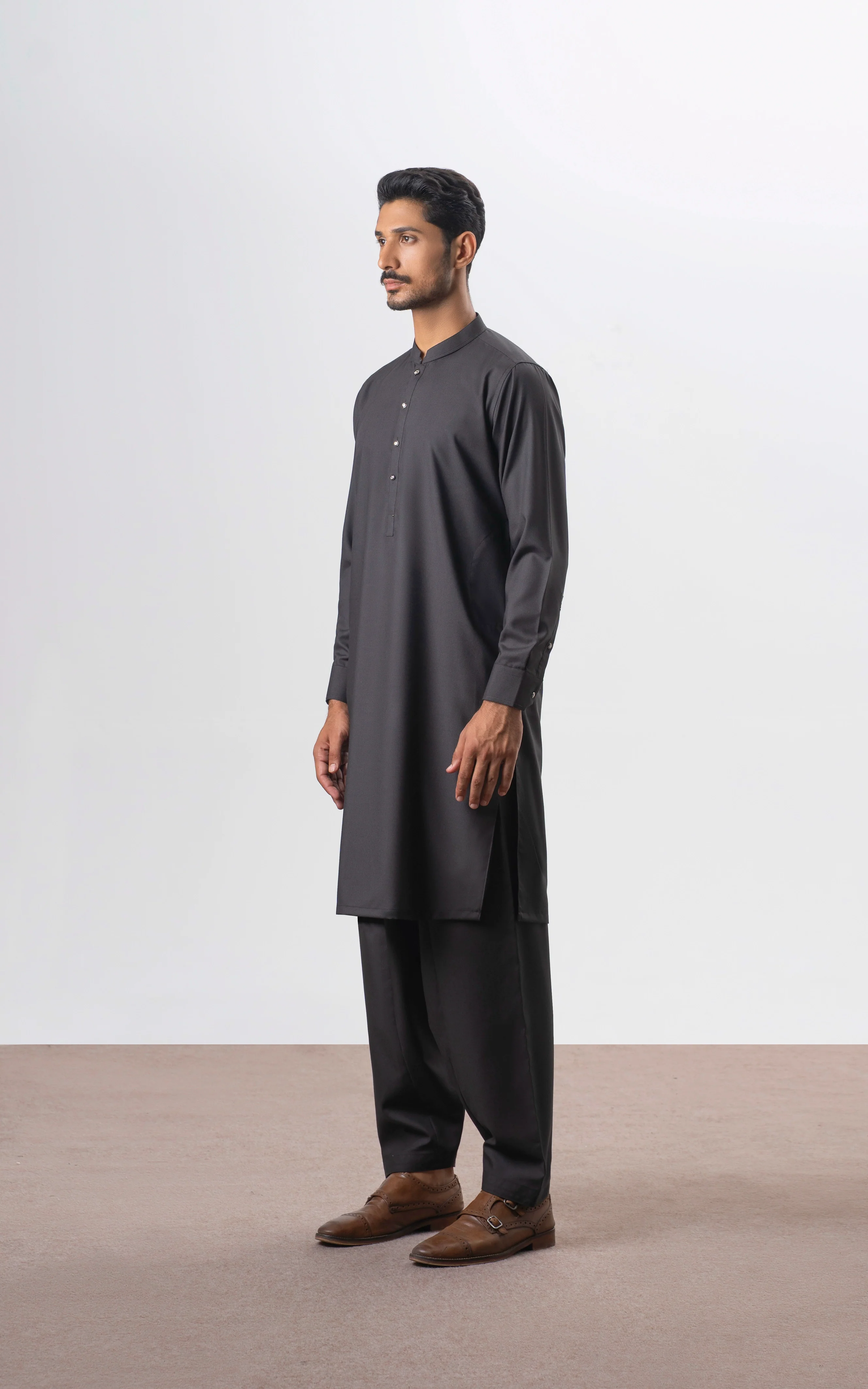 BLENDED KAMEEZ SHALWAR | EXECUTIVE COLLECTION DARK GREY - Image 4