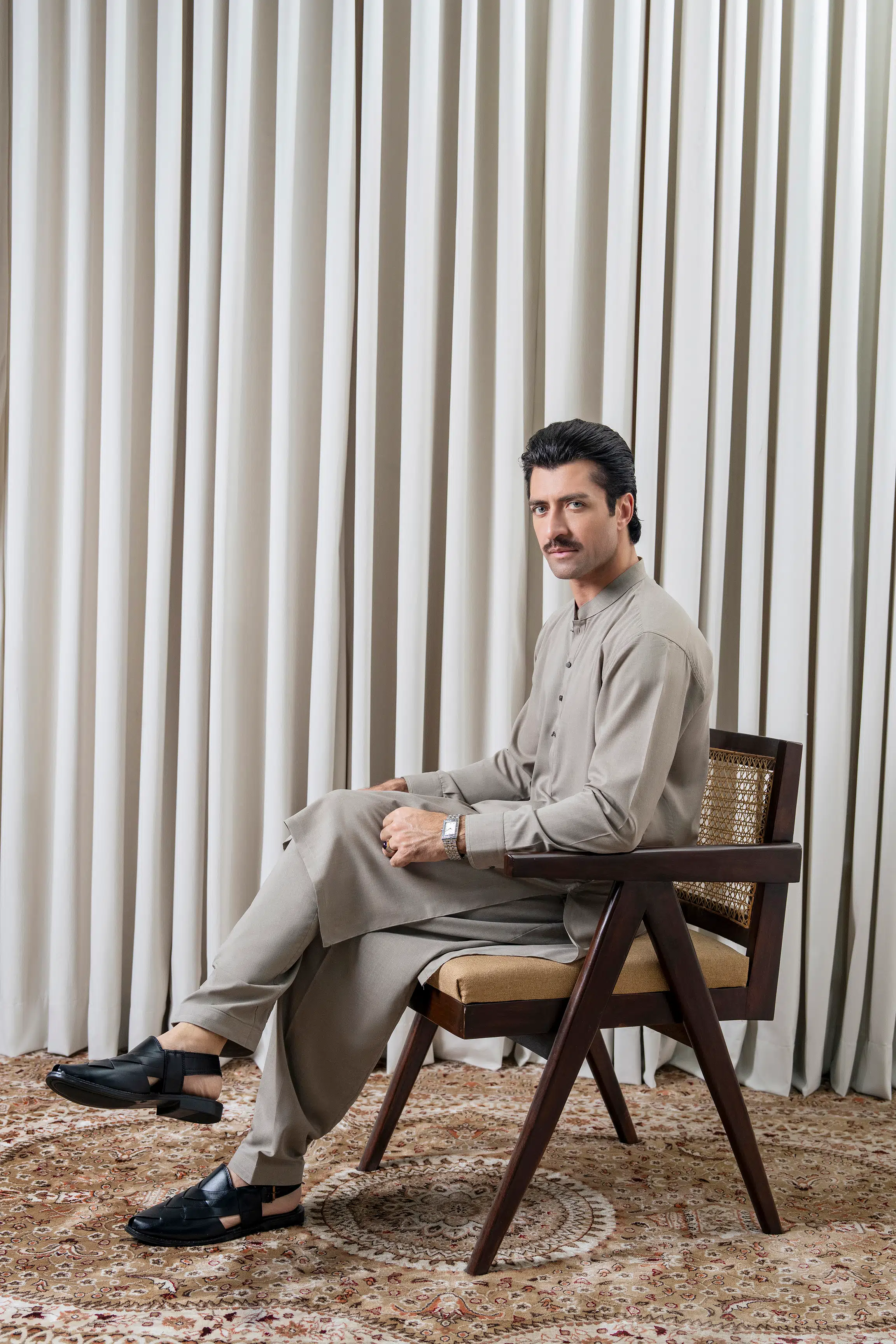 BLENDED MELANGE KAMEEZ SHALWAR - CLASSIC COLLECTION LIGHT OLIVE - Image 5