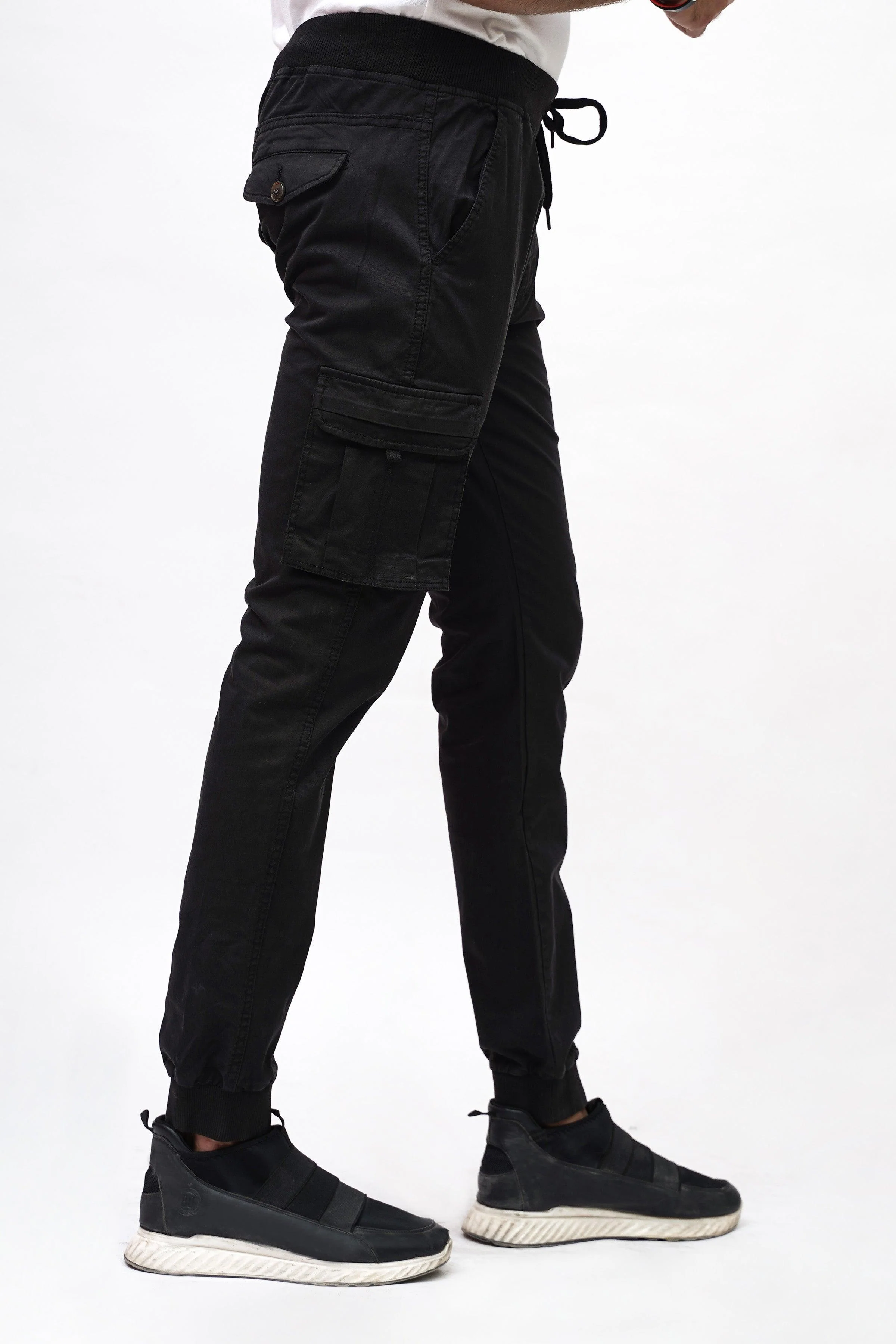 CARGO JOGGER SLIMFIT BLACK TROUSER - Image 2