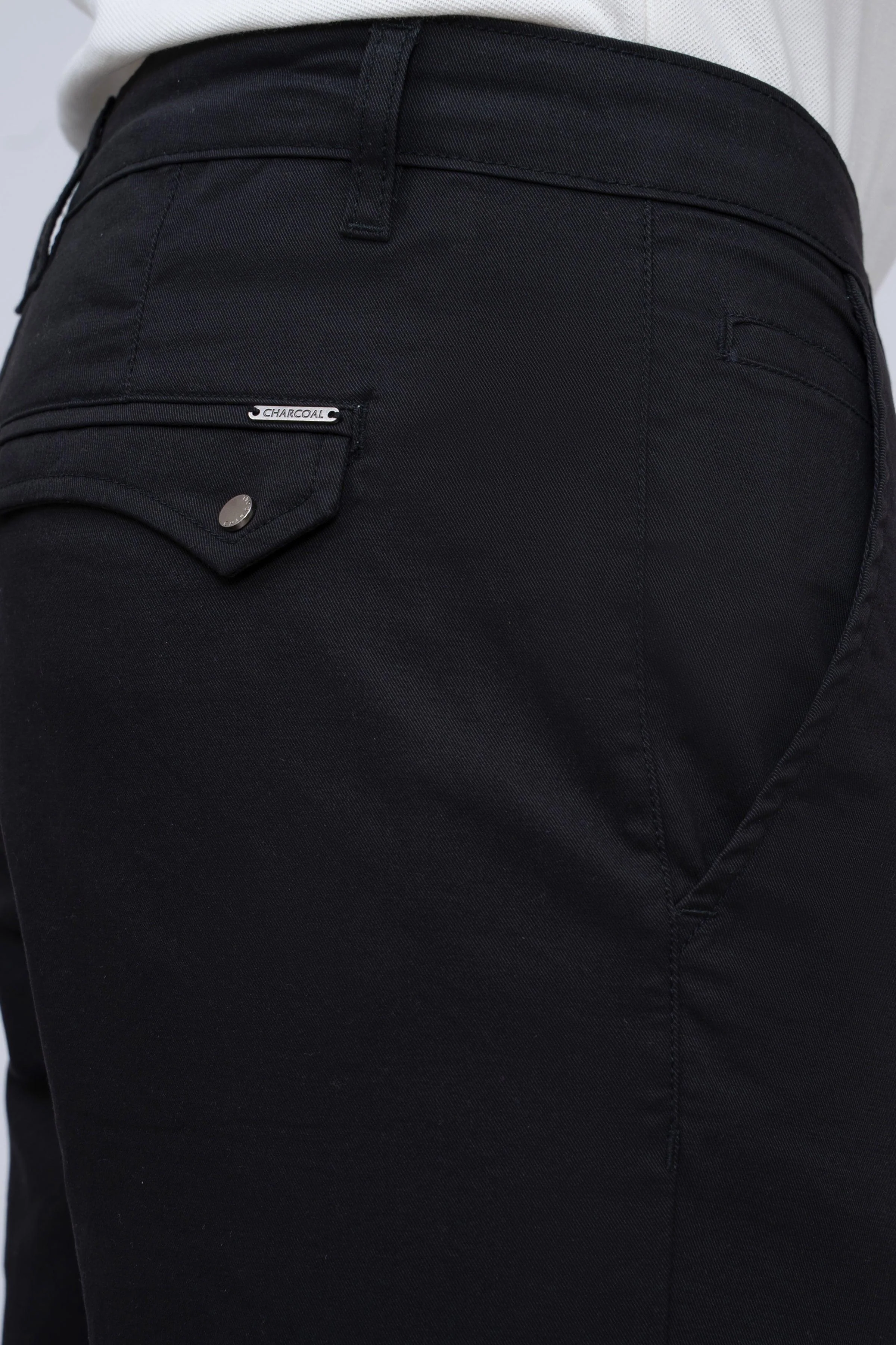 CASUAL PANT CROSS POCKET WITH FLAP BLACK - Image 4