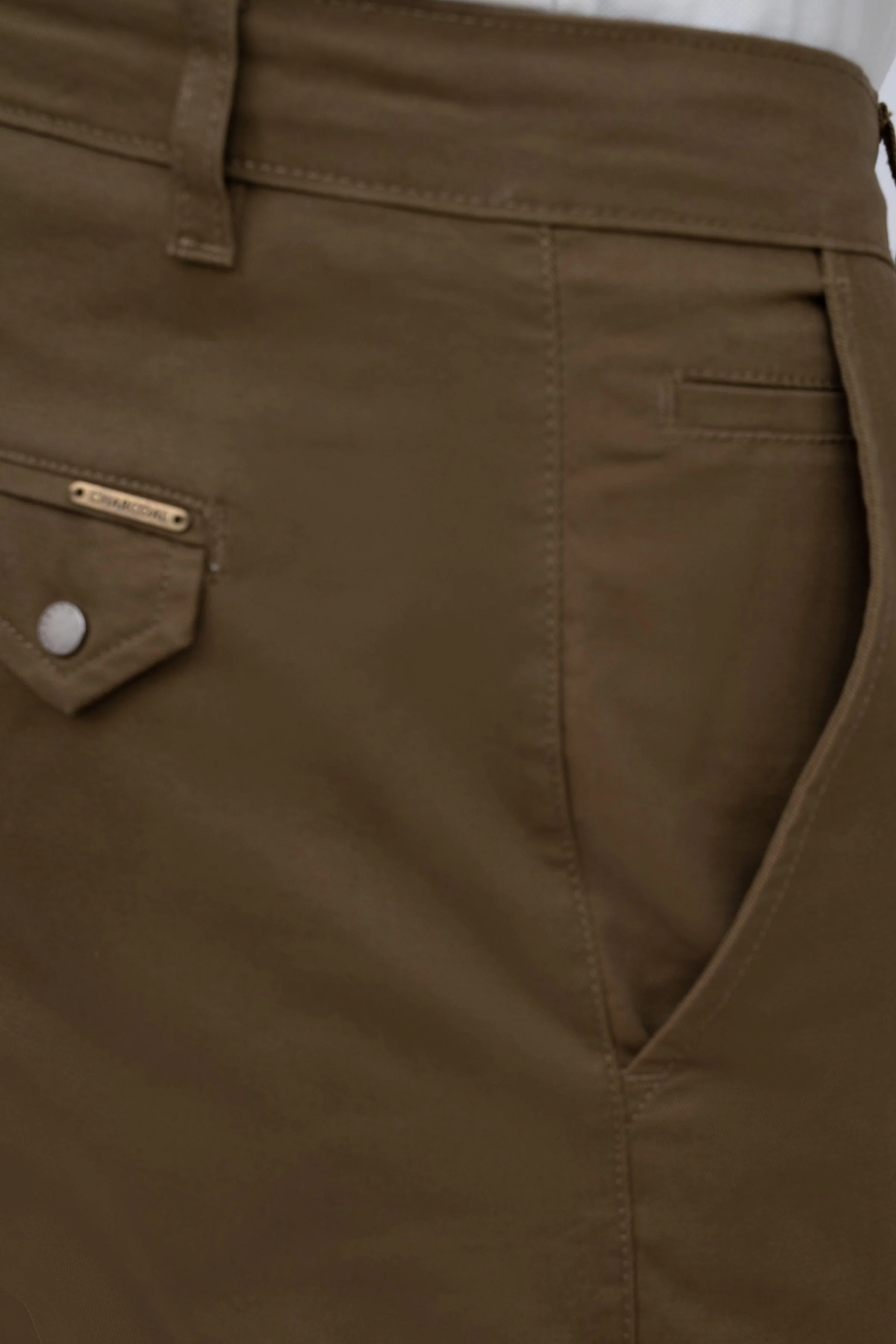 CASUAL PANT CROSS POCKET WITH FLAP DARK KHAKI - Image 4