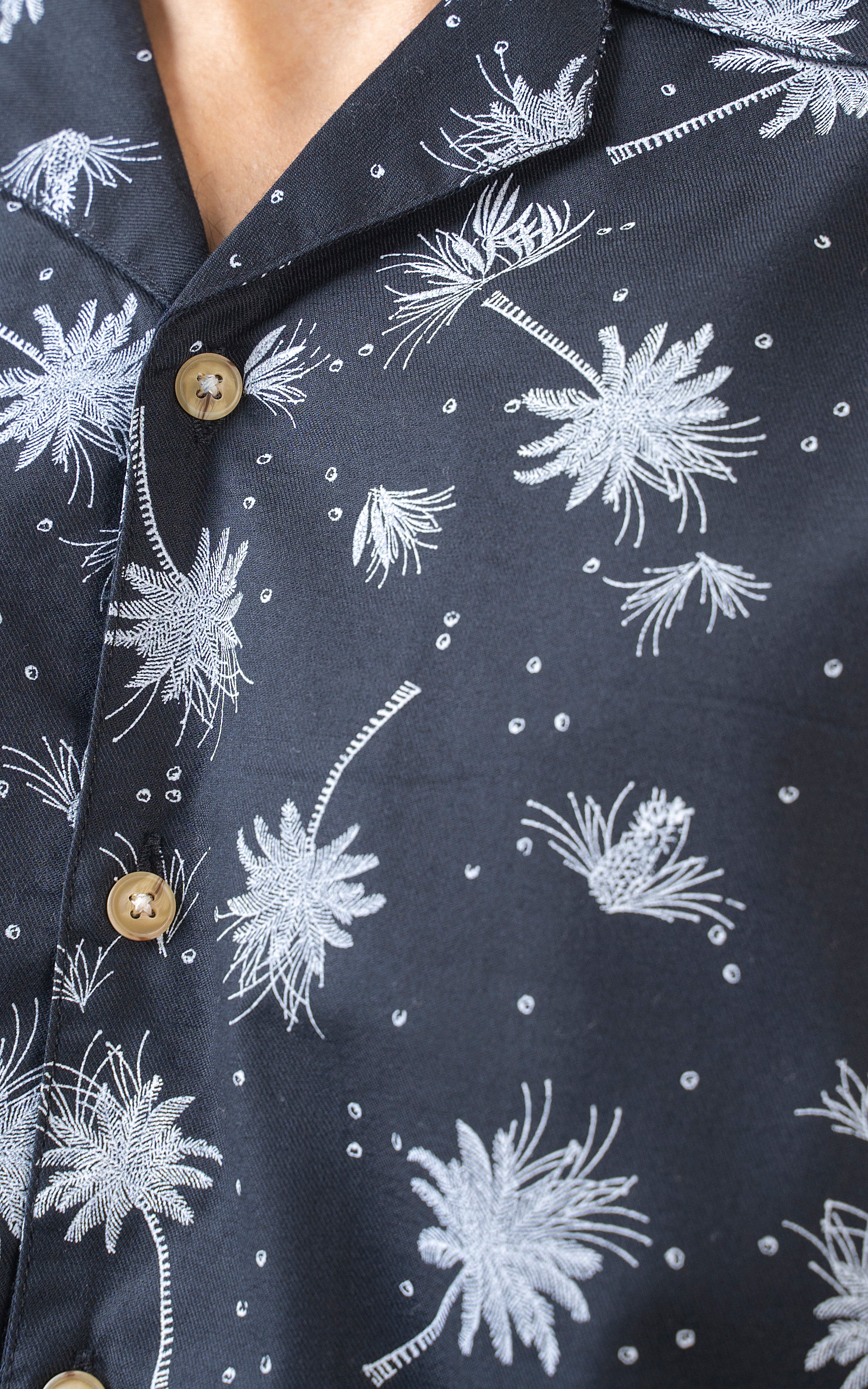 CASUAL SHIRT CUBAN COLLAR BLACK PRINTED - Image 2