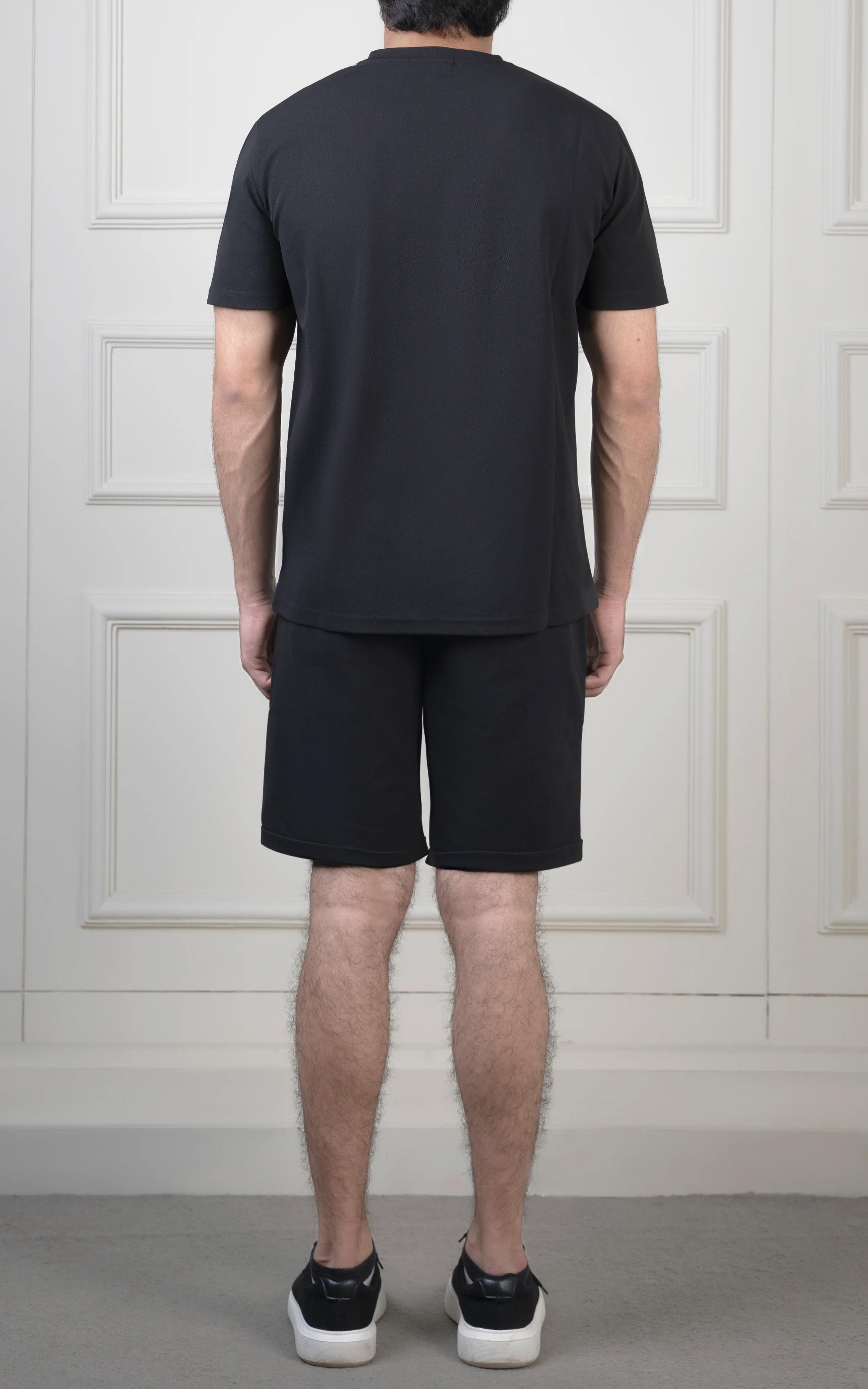 REGULAR FIT TEXTURED SHORT  BLACK - Image 5