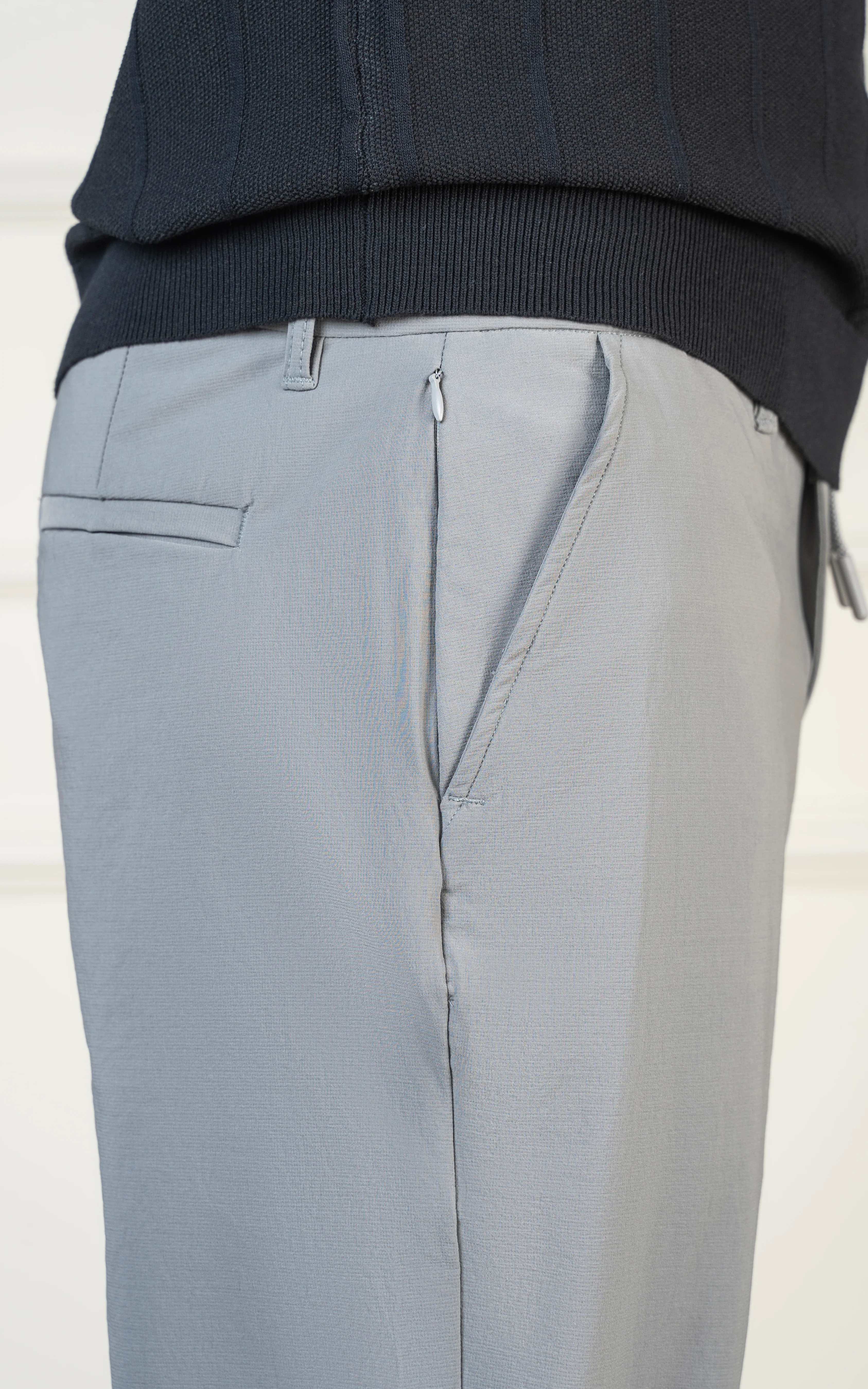 RELAX FIT TRAVEL PANT GREY - Image 5