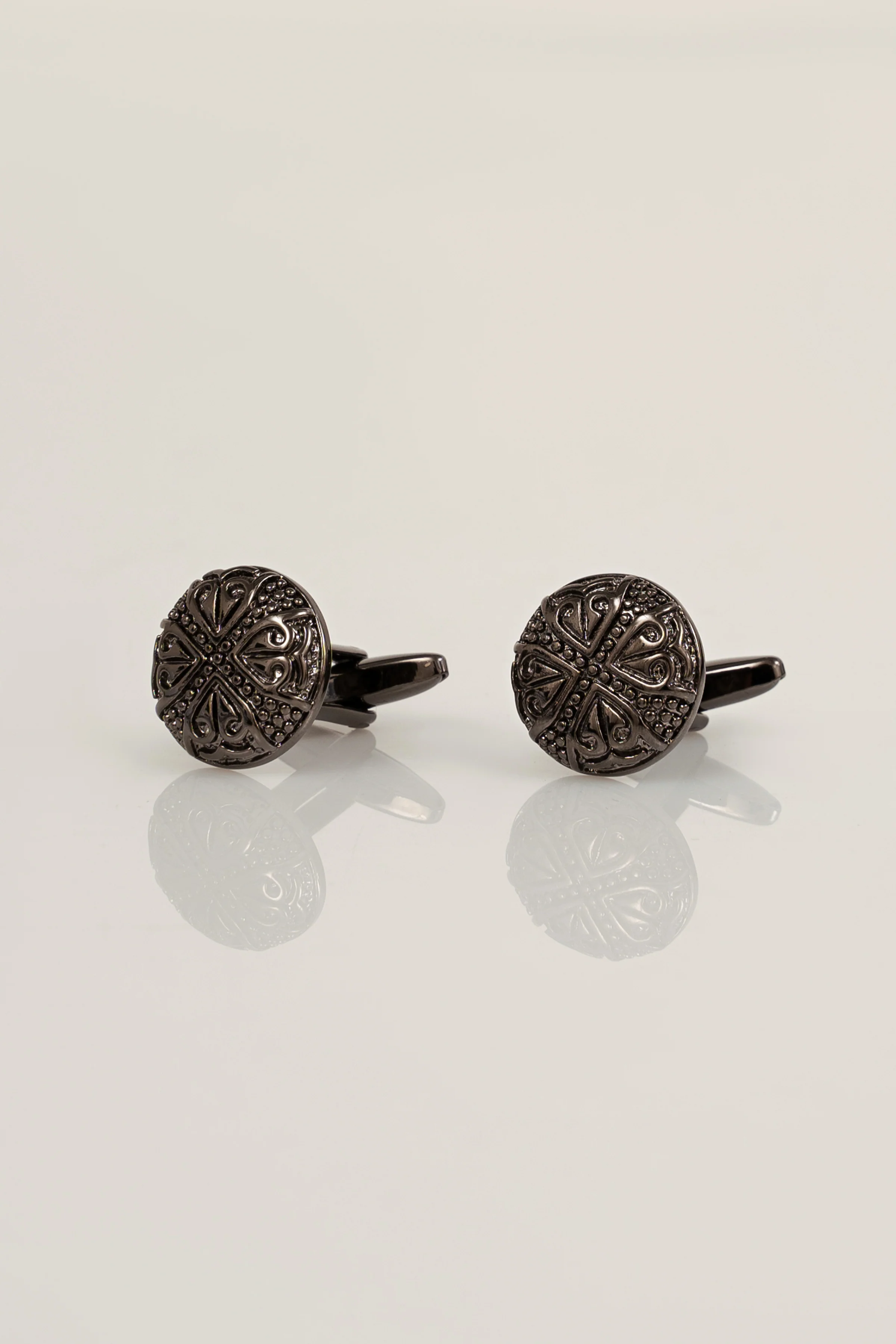CUFFLINKS - Image 5