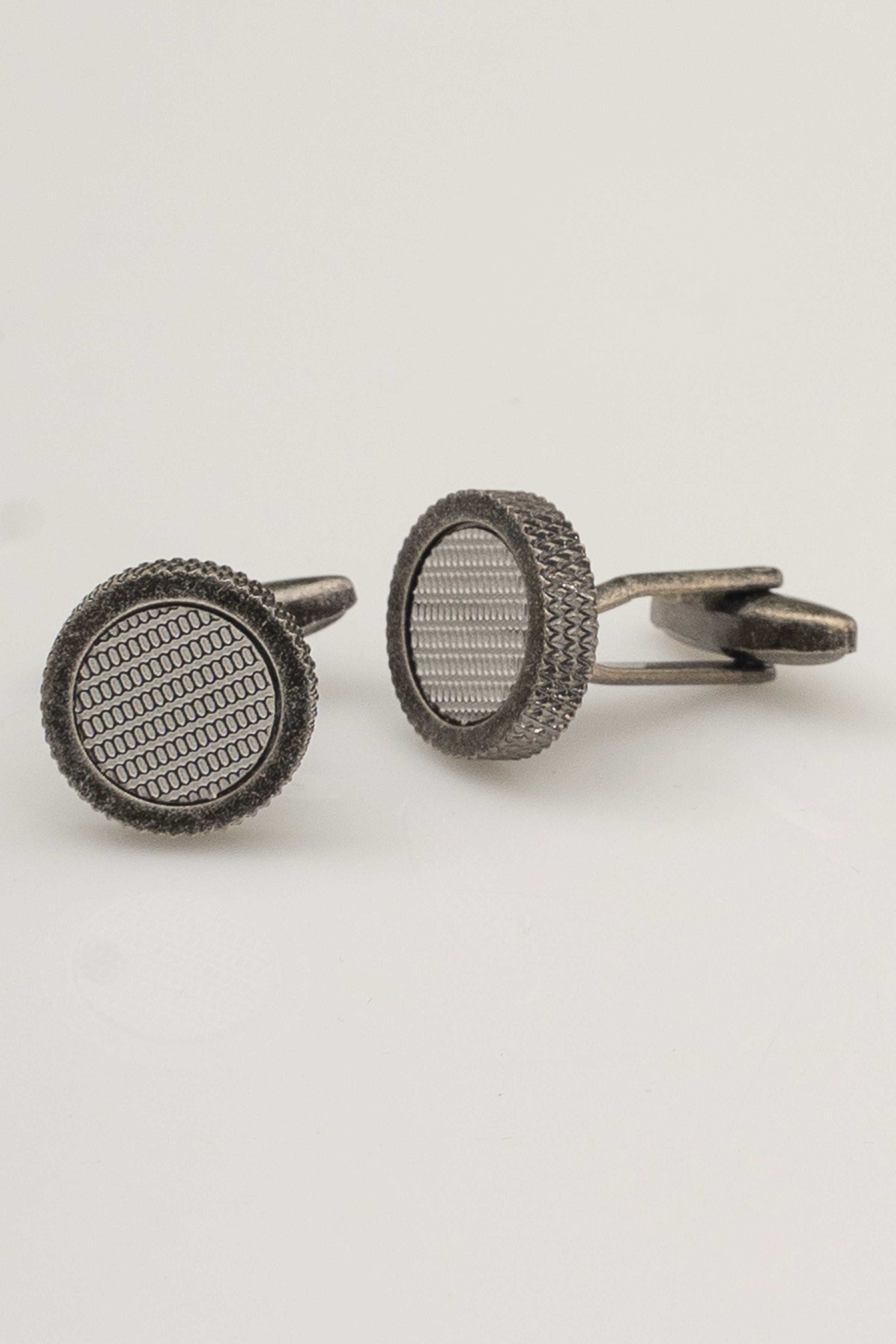 CUFFLINKS - Image 3