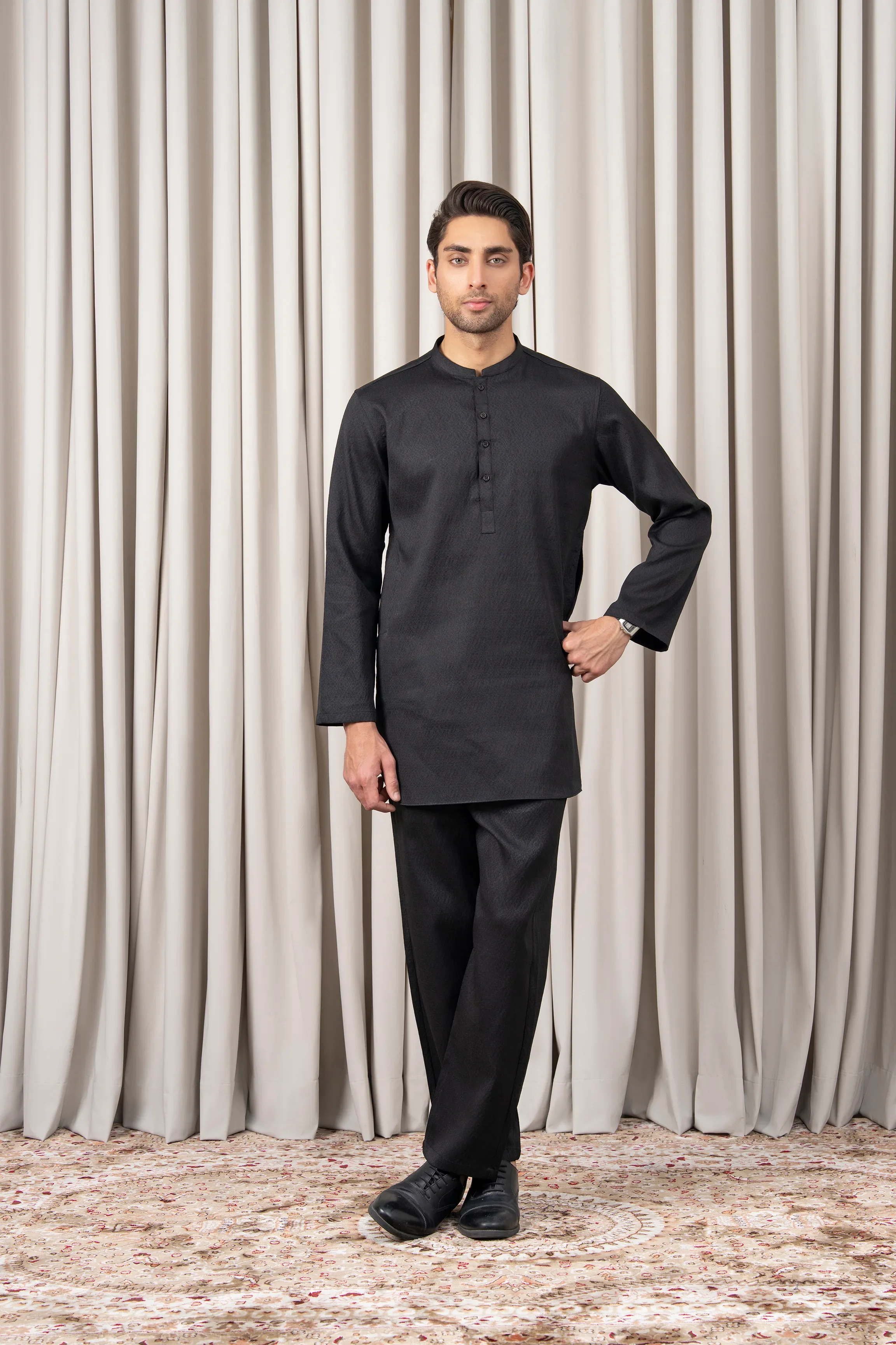 DOBBY TEXTURED KURTA PAJAMA - SIGNATURE COLLECTION BLACK - Image 4