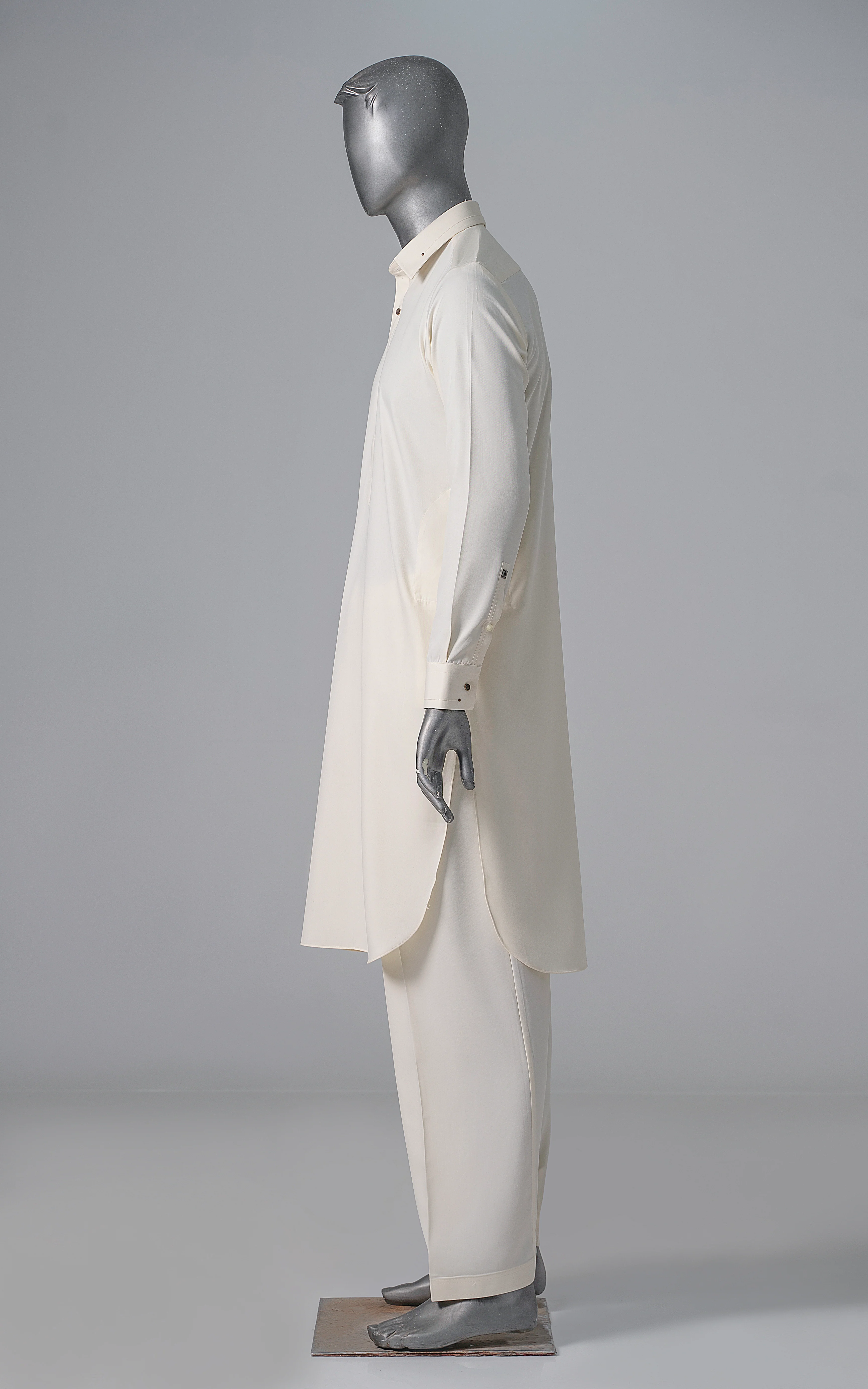 EXCLUSIVE BLENDED KAMEEZ SHALWAR CREAM - Image 3