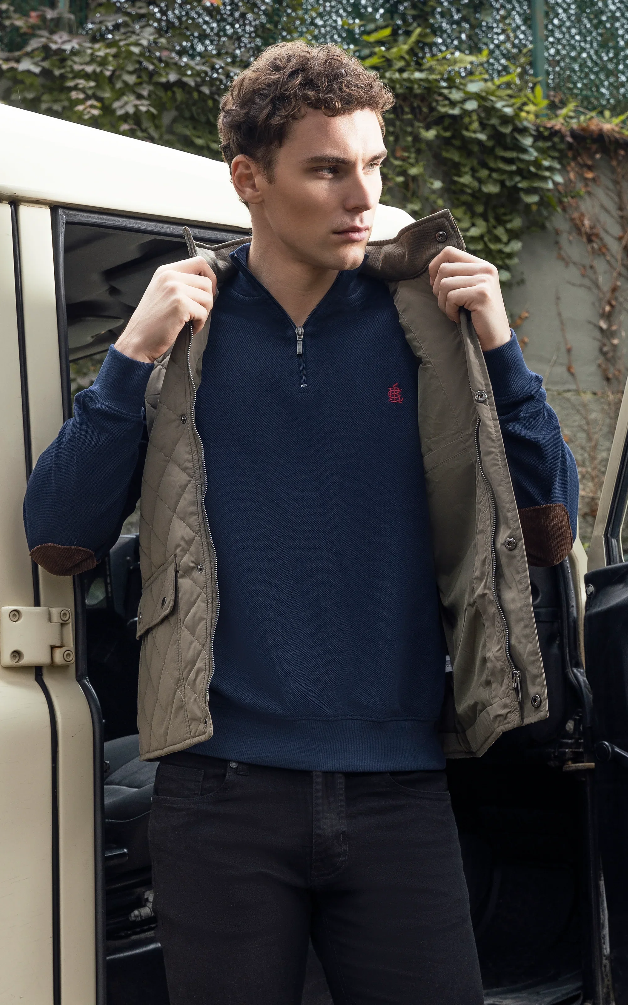 QUILTED LOGO EMBROIDERED JACKET OLIVE - Image 2