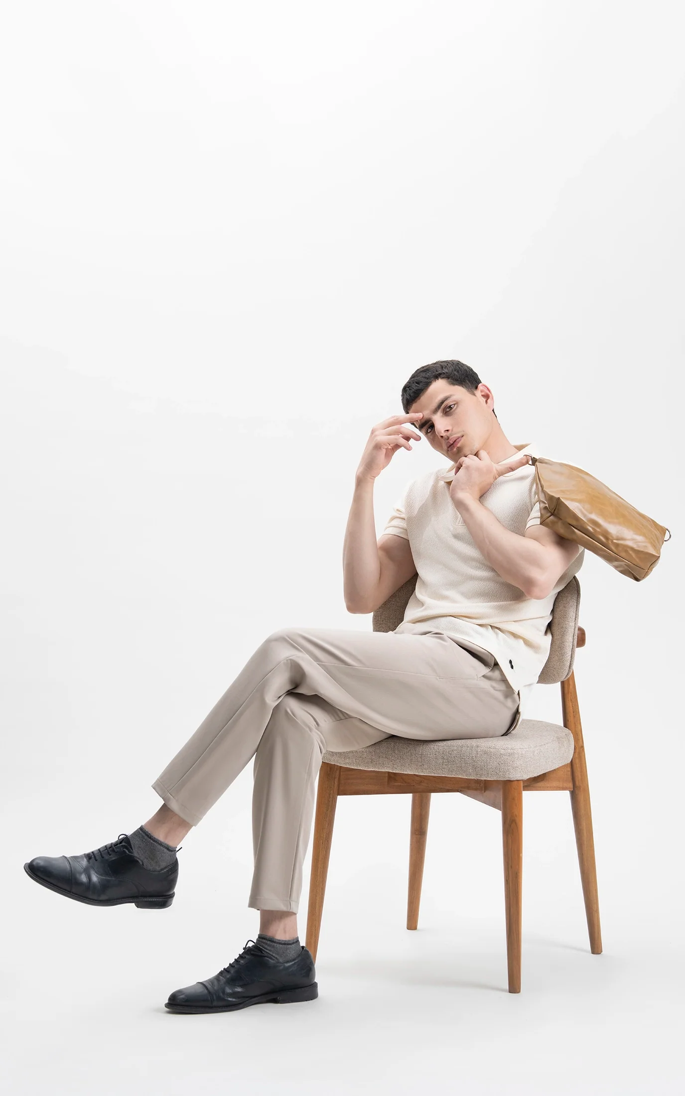 JACQUARD TEXTURED ZIP POLO SHIRT BEIGE - Image 3