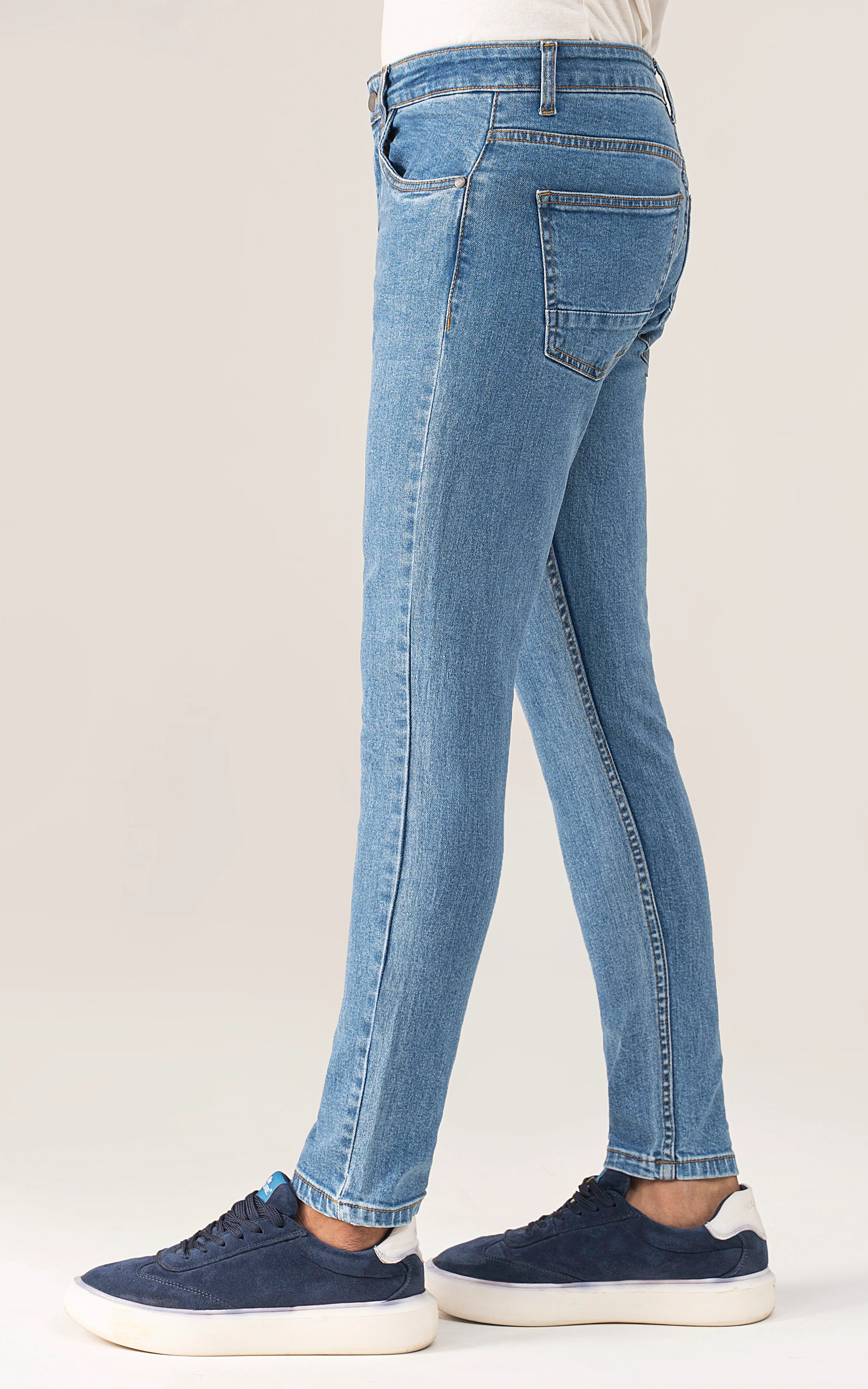 JEANS SKINNY FIT LIGHT BLUE