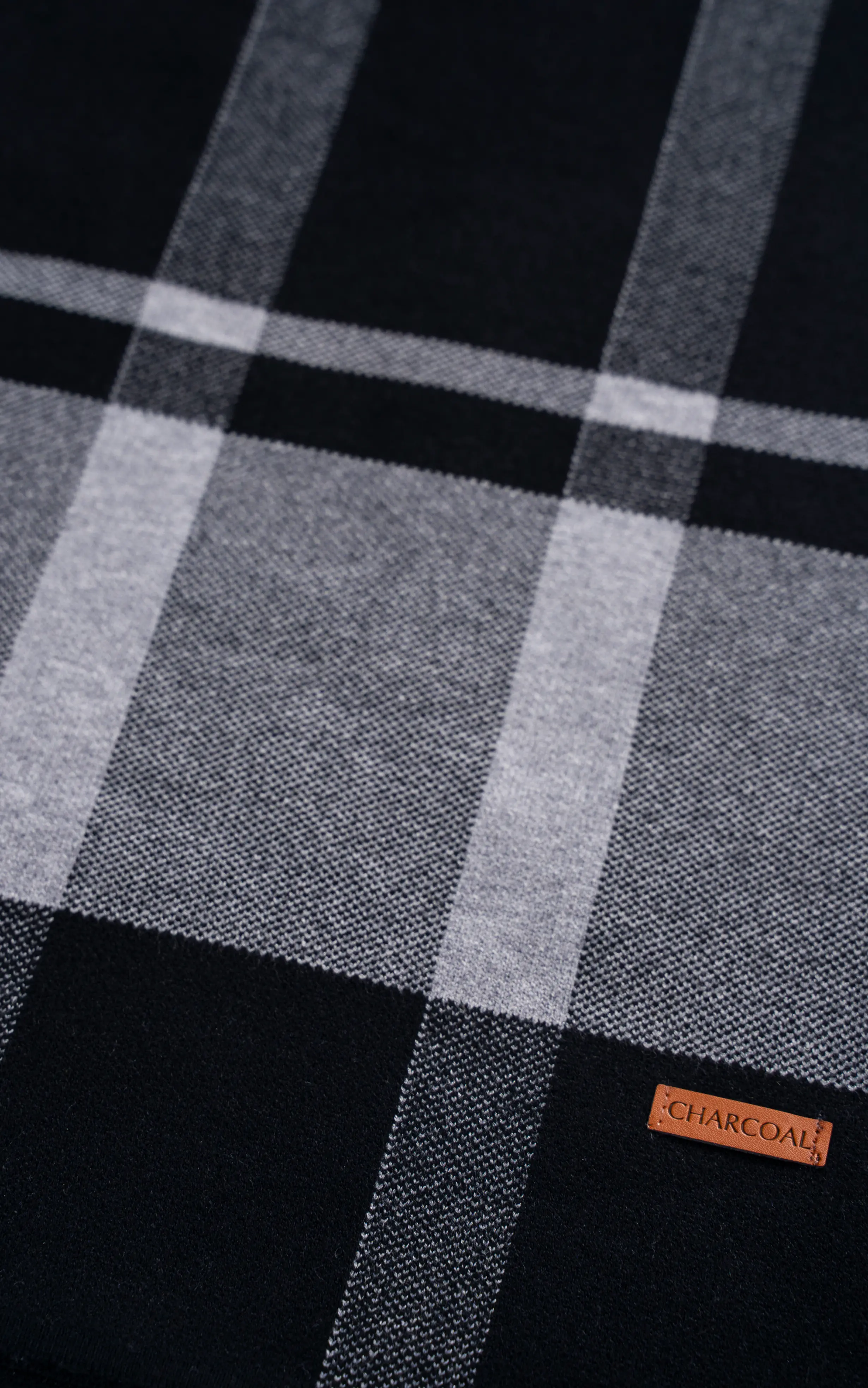 Knitted scarf - Image 2