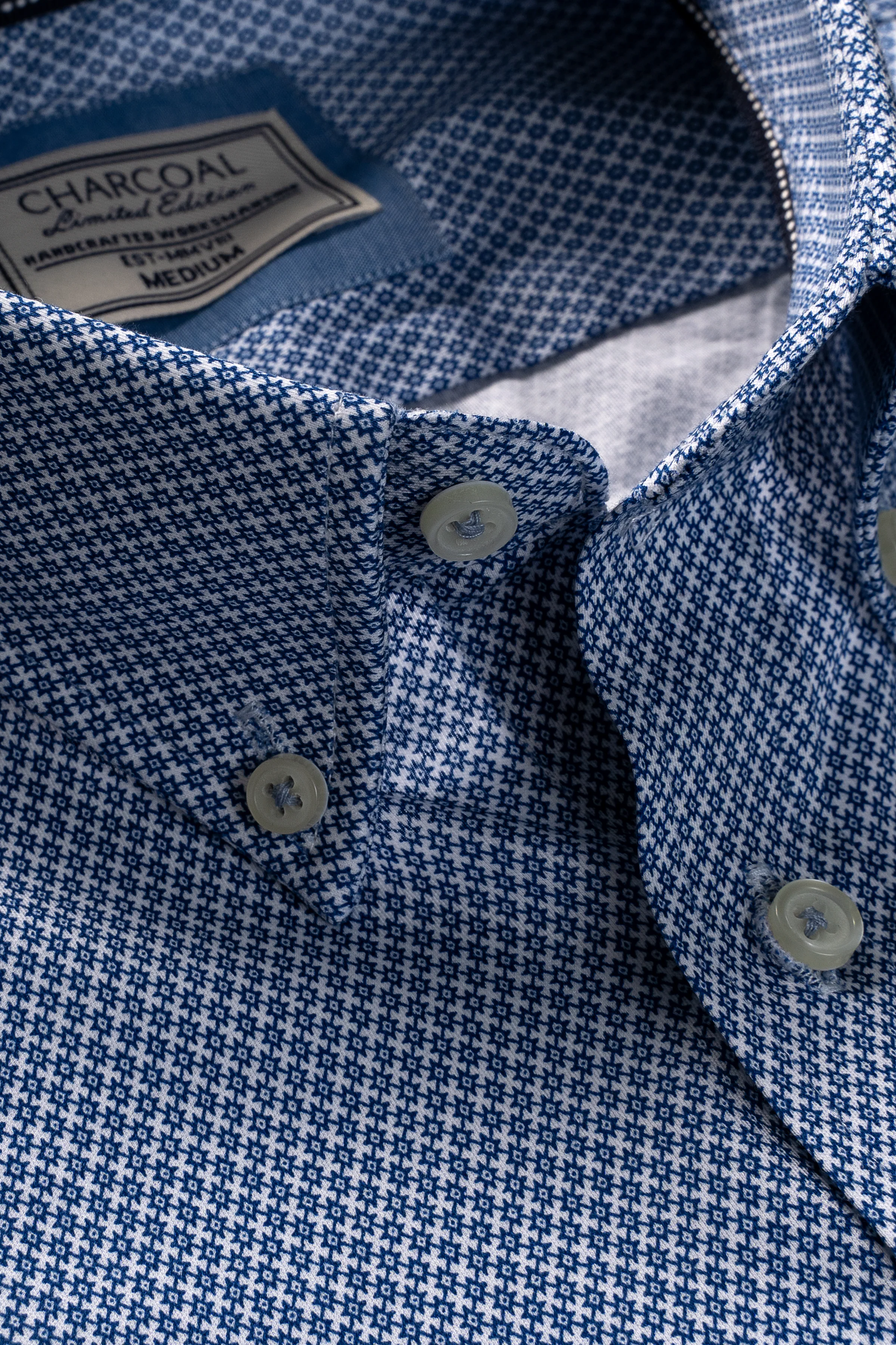 LIMITED EDITION HALF SLEEVE SHIRT WHITE NAVY - Image 2