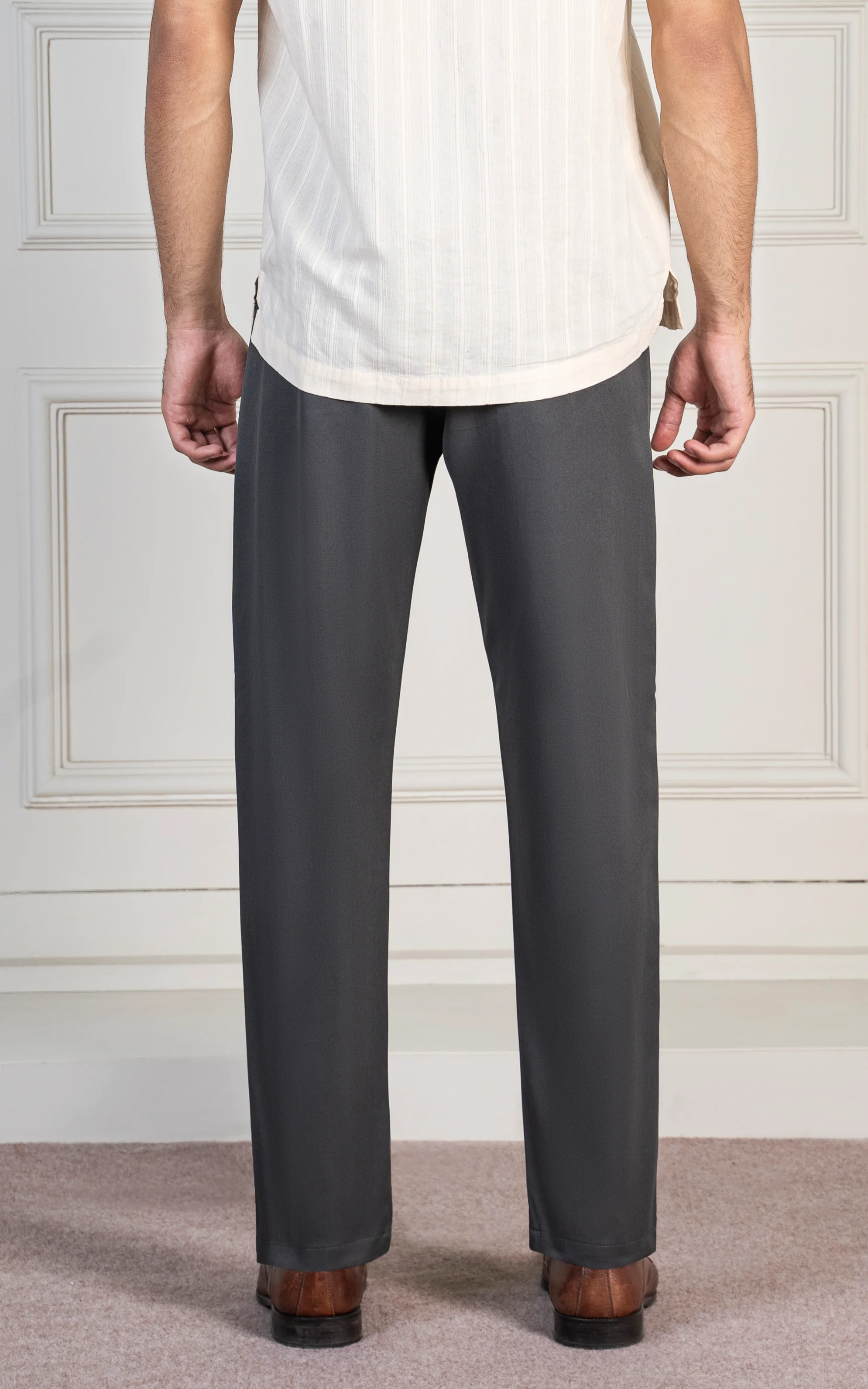 PLAIN REGULAR TAPERED BI-STRETCH PANT DARK GREY - Image 3