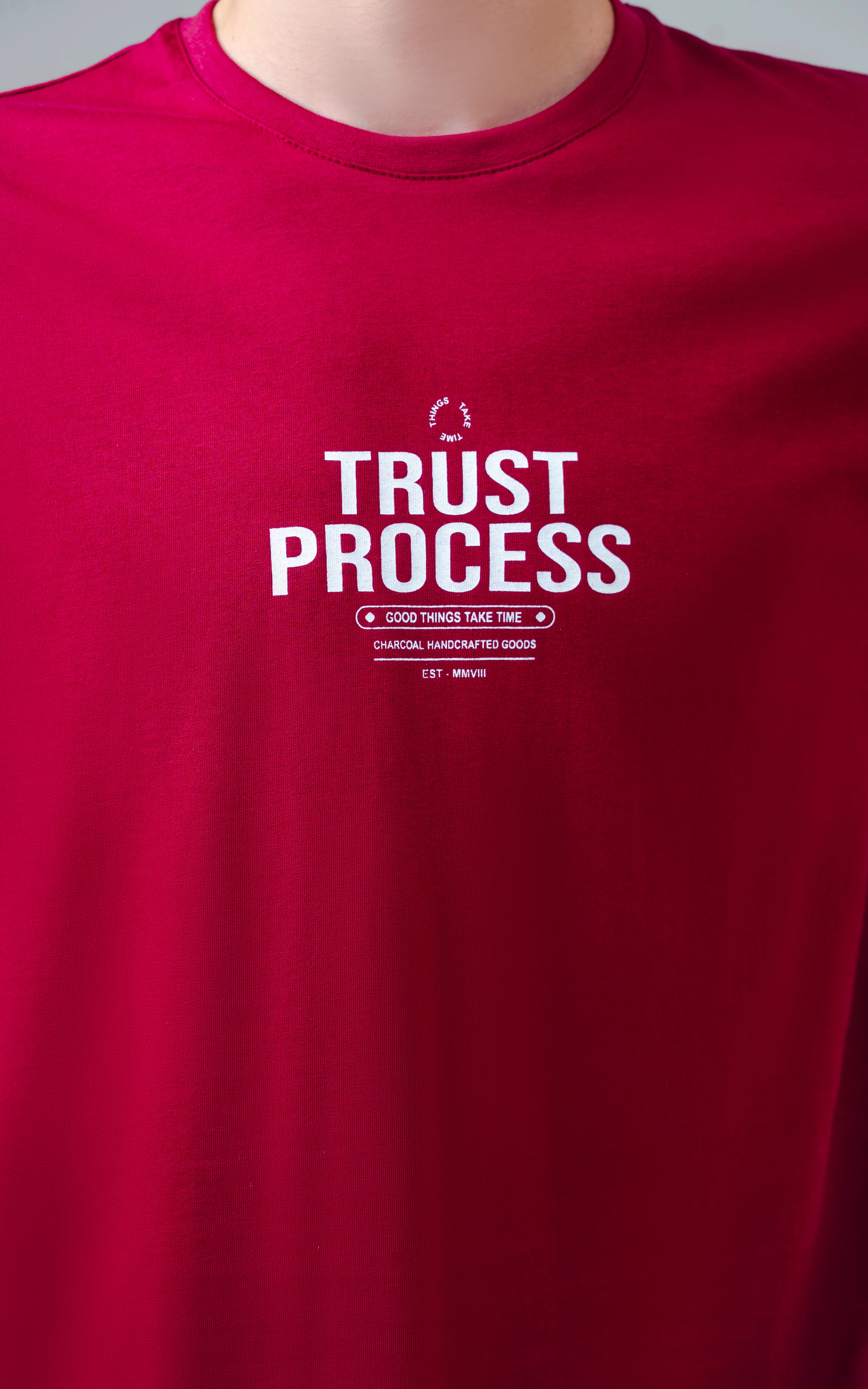 REGULAR FIT GRAPHIC T SHIRT MAROON - Image 3