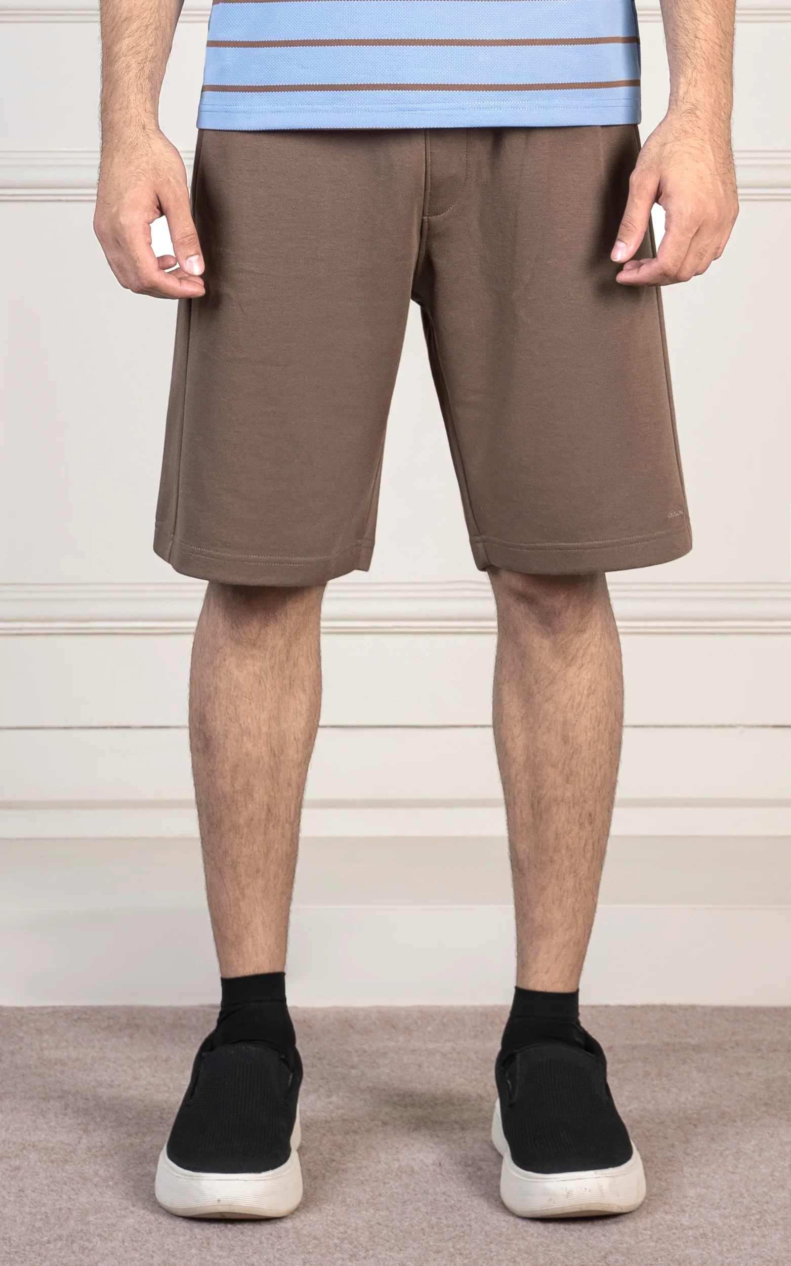 REGULAR FIT INTERLOCK SHORT DARK KHAKI - Image 2