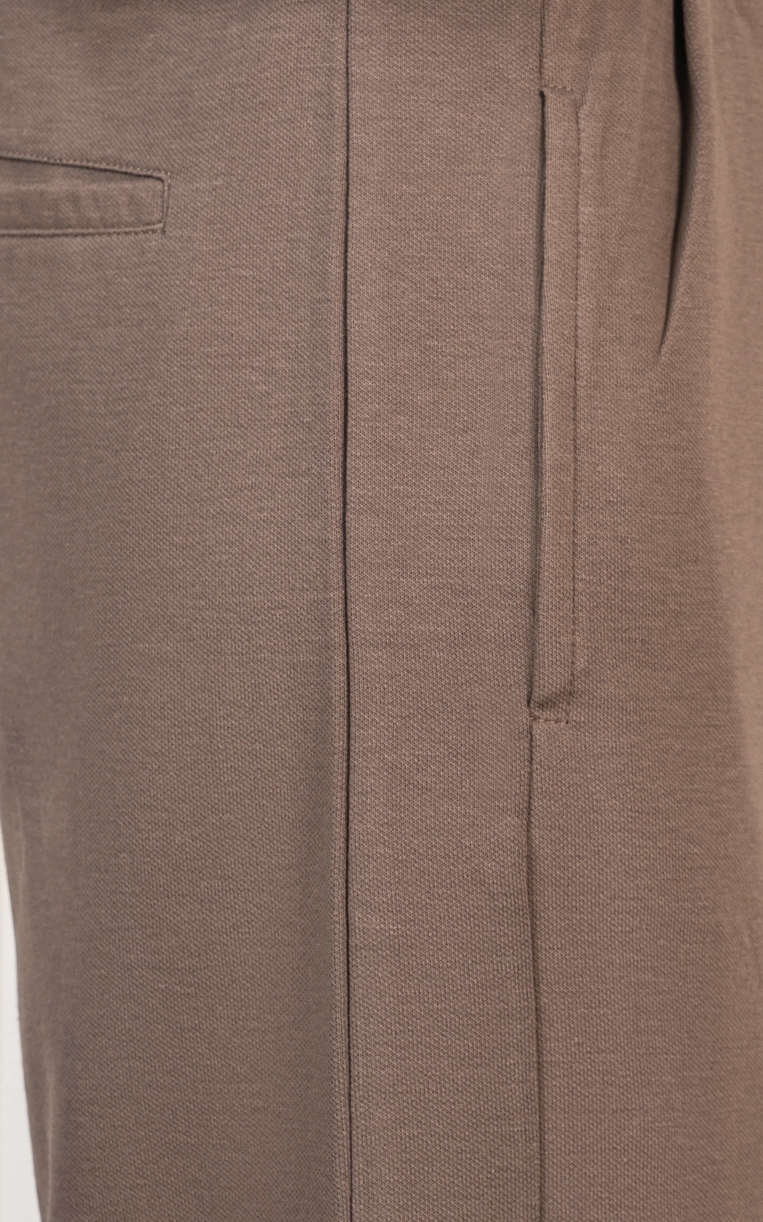 REGULAR FIT INTERLOCK SHORT DARK KHAKI - Image 5