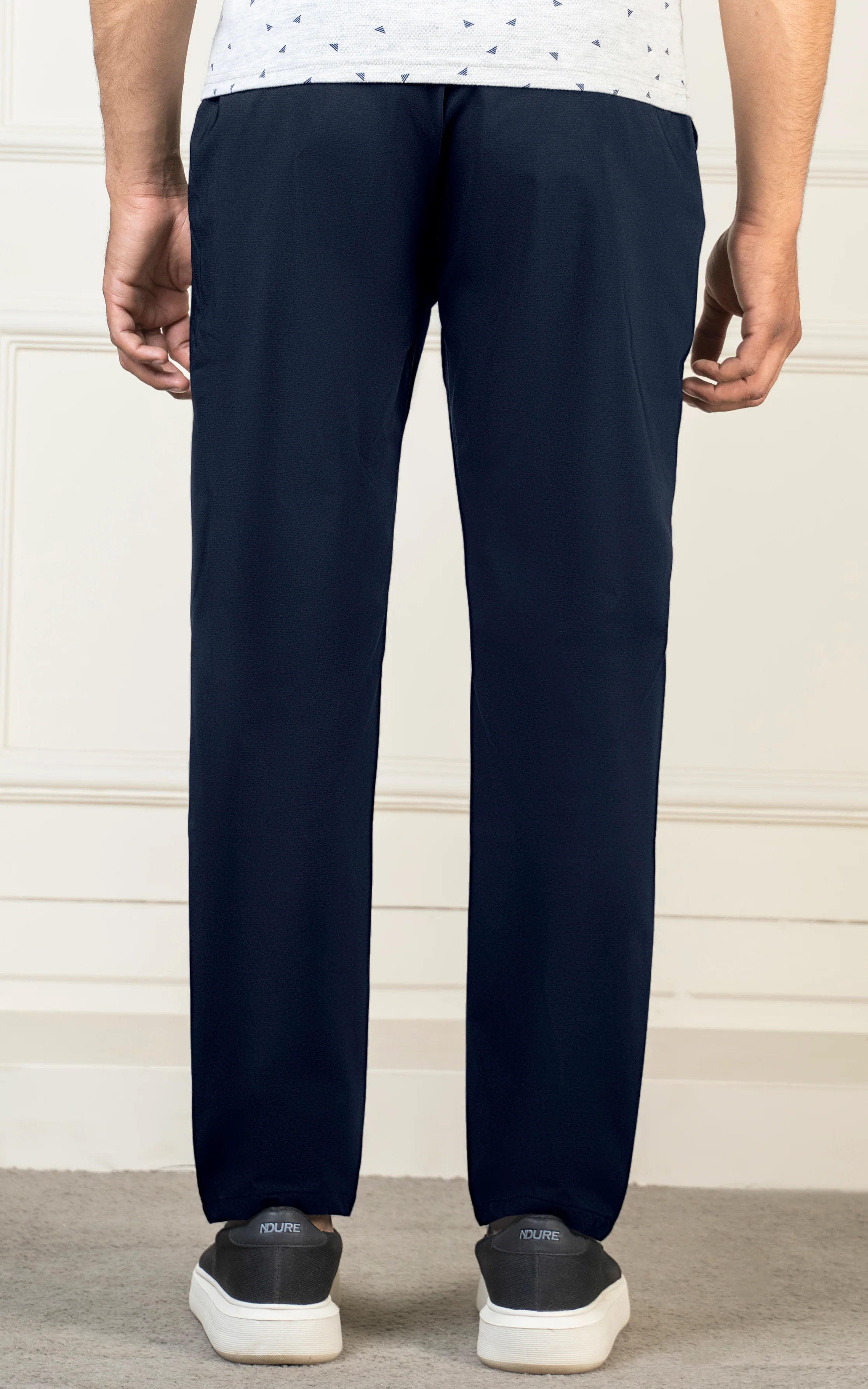 RELAX FIT TRAVEL PANT NAVY - Image 3