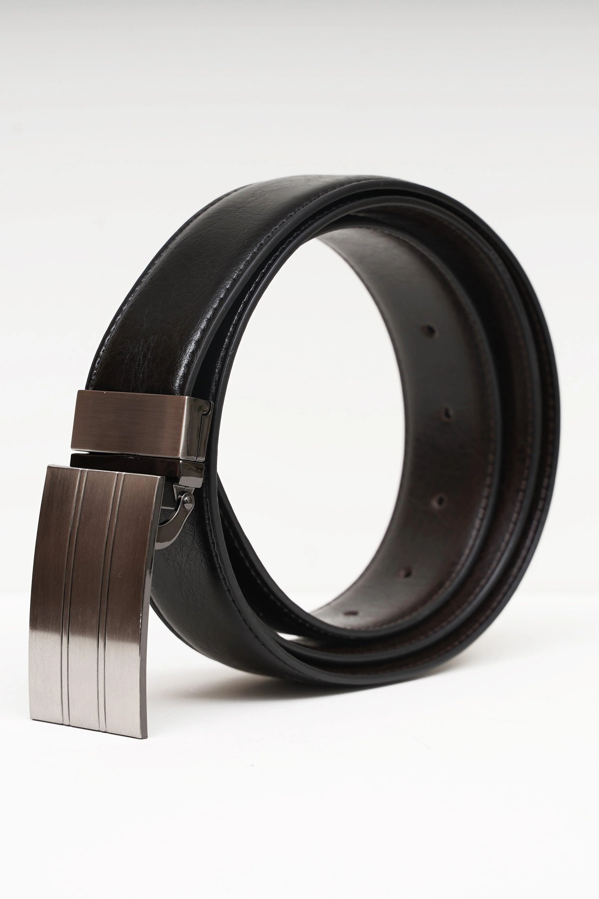 REVERSIBLE BELT