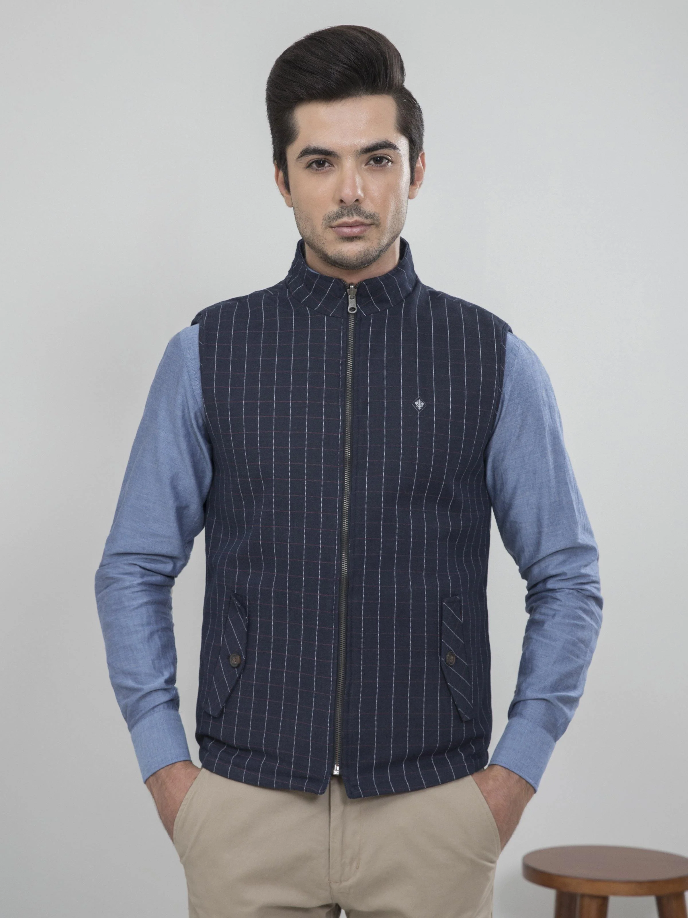 REVERSIBLE SLEEVELESS JACKET NAVY