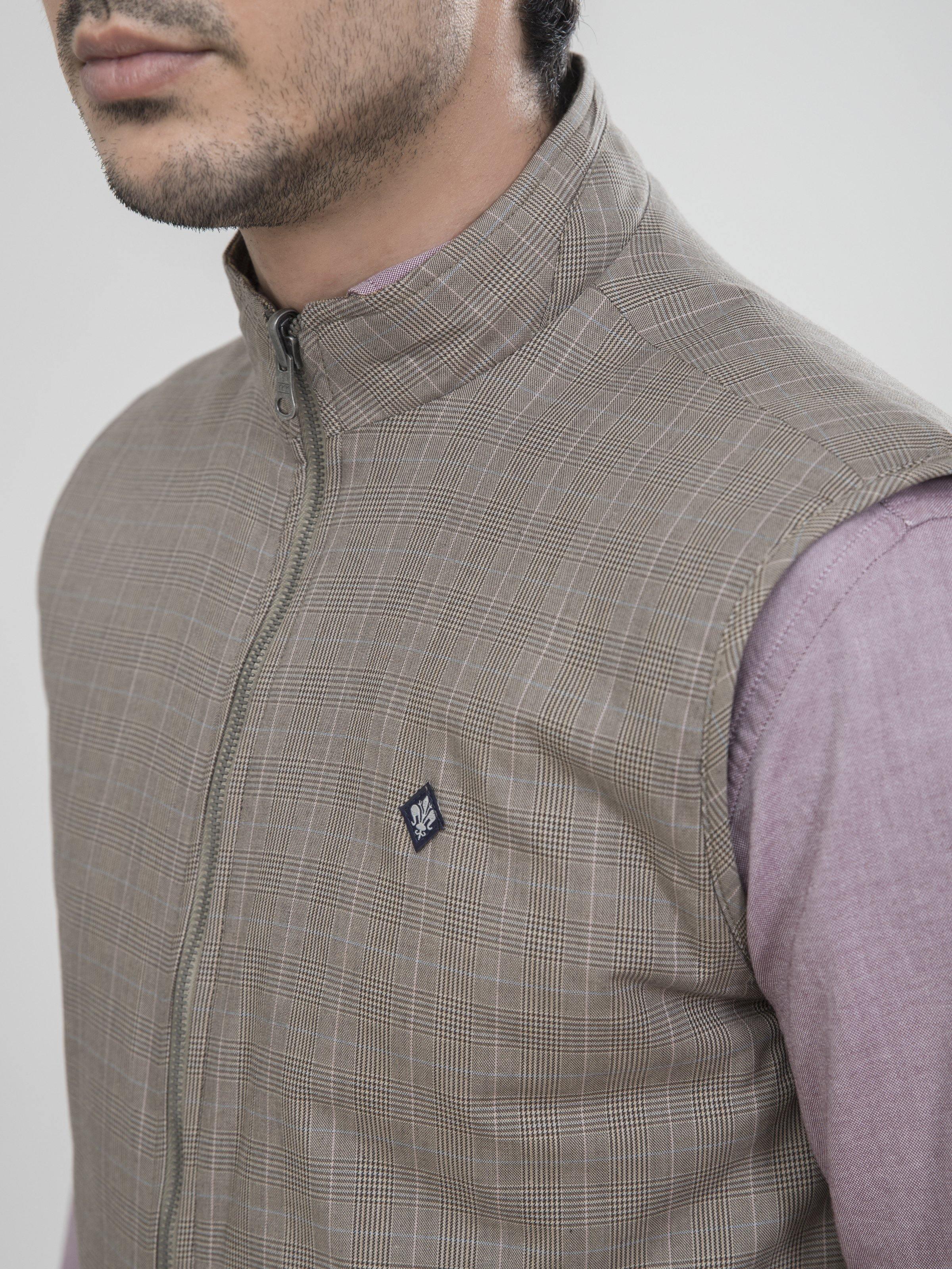 REVERSIBLE SLEEVELESS KHAKI GREY - Image 6