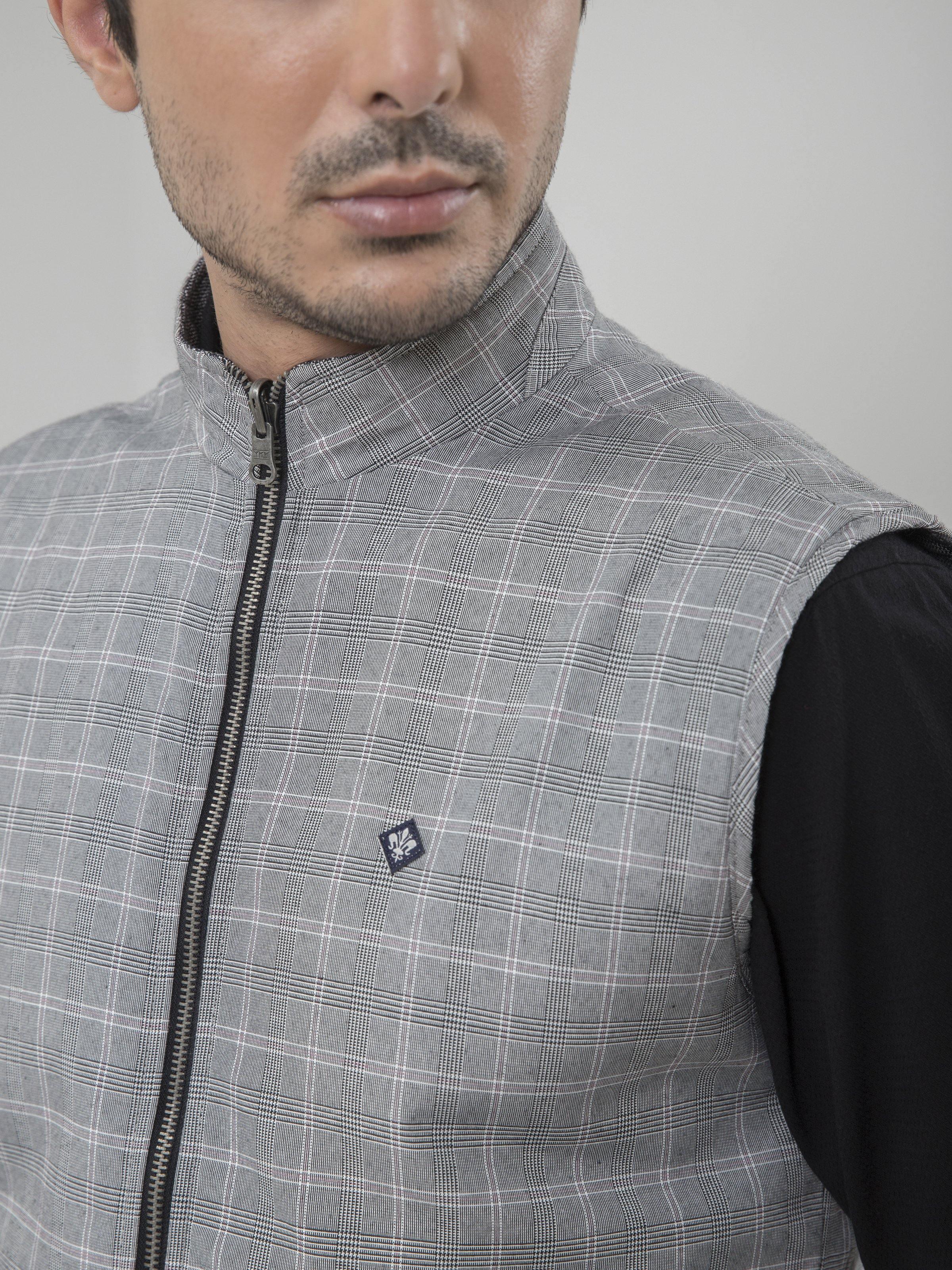 REVERSIBLE SLEEVELESS WHITE BLACK CHECK - Image 4