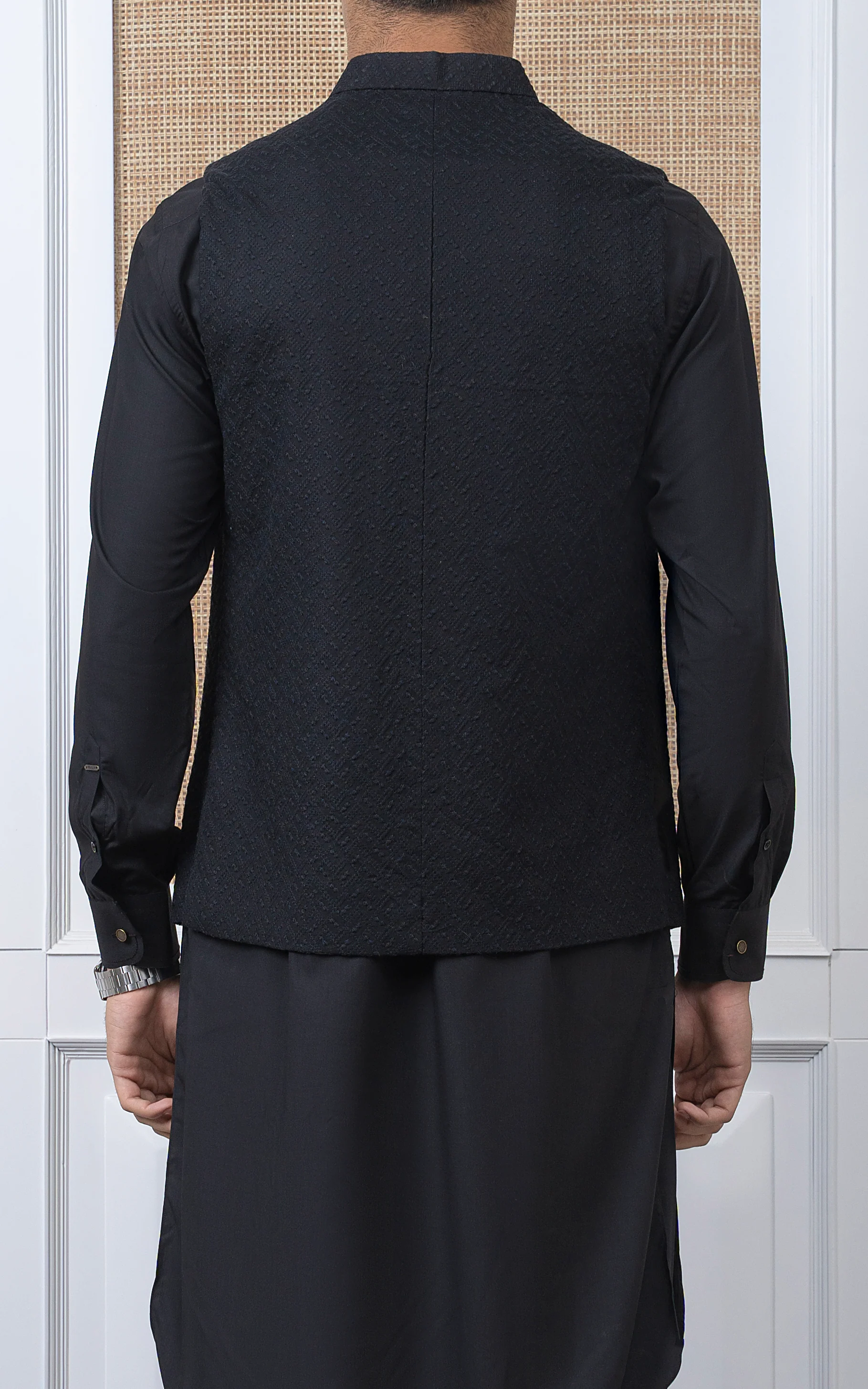 SCHIFFLI EMBROIDERED W/C -SIGNATURE COLLECTION BLACK - Image 3