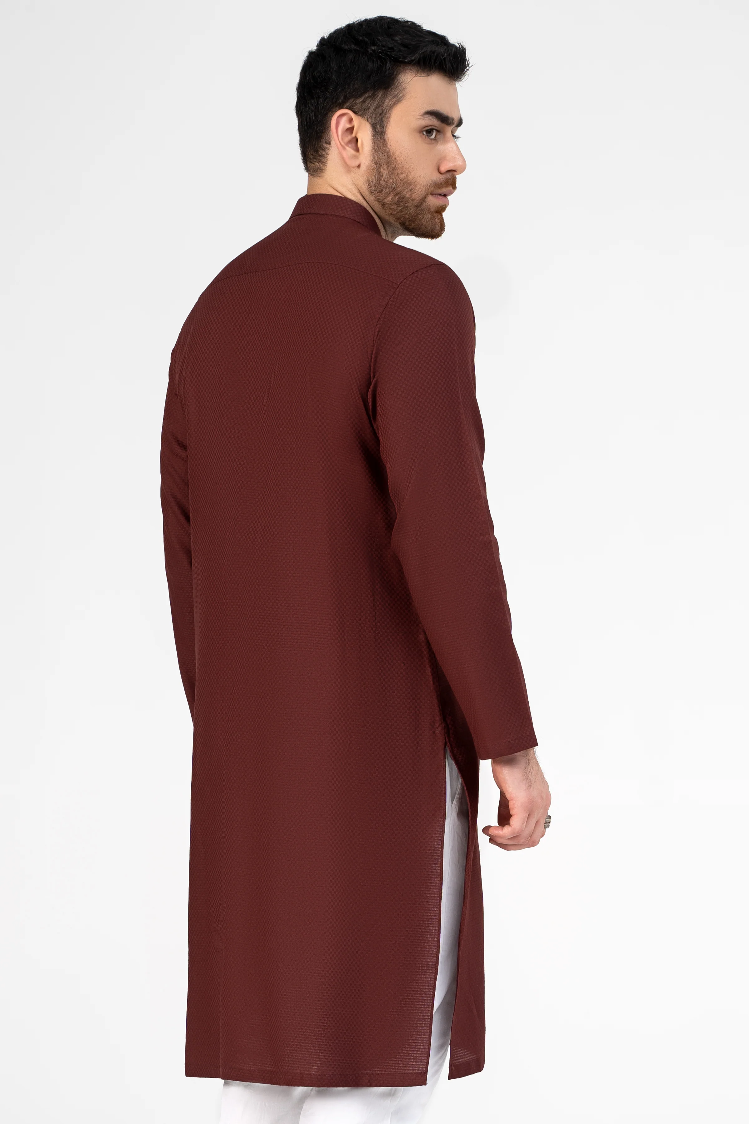 SELF DOBBY KURTA MAROON - Image 4