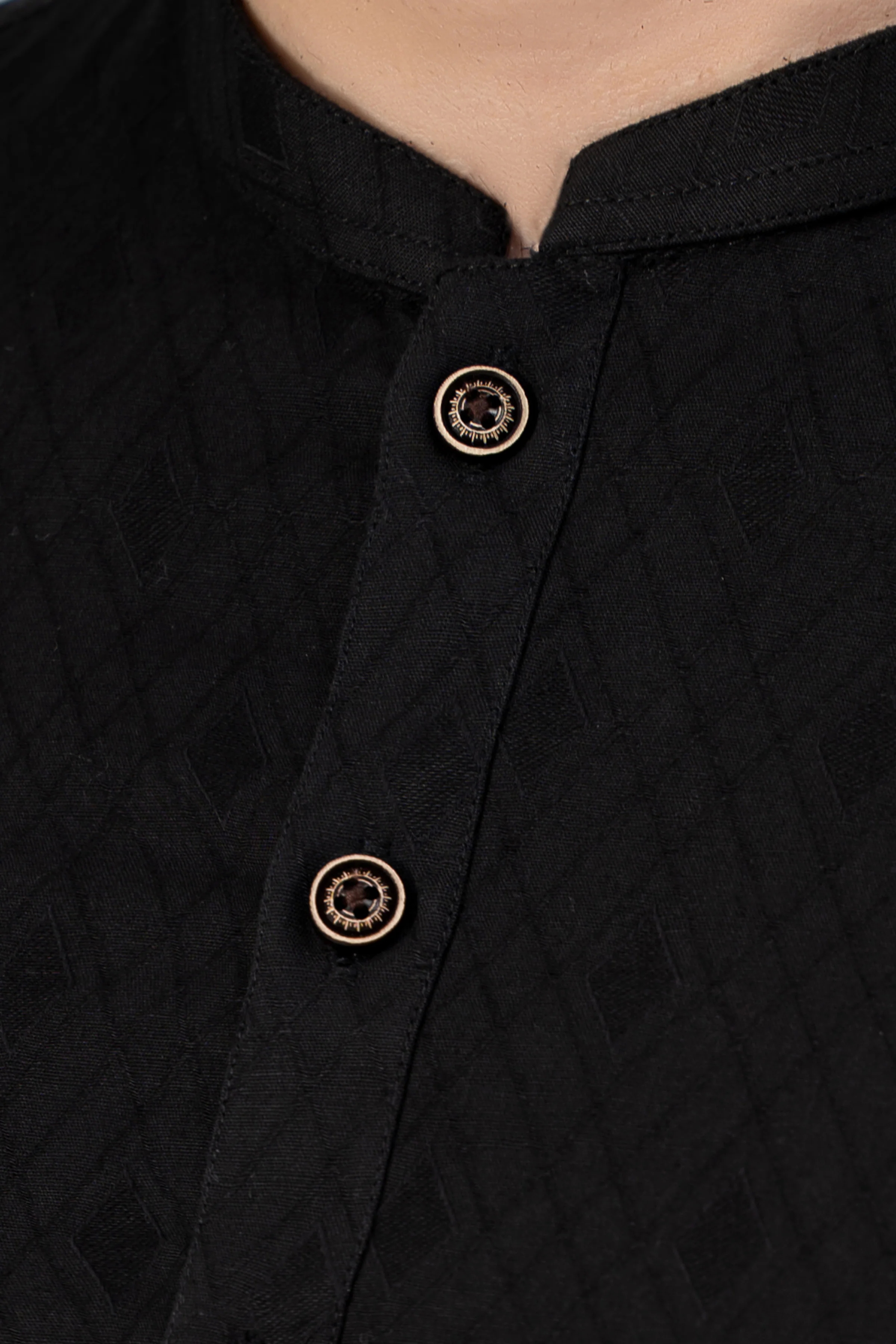 SELF JACQUARD KURTA BLACK - Image 3