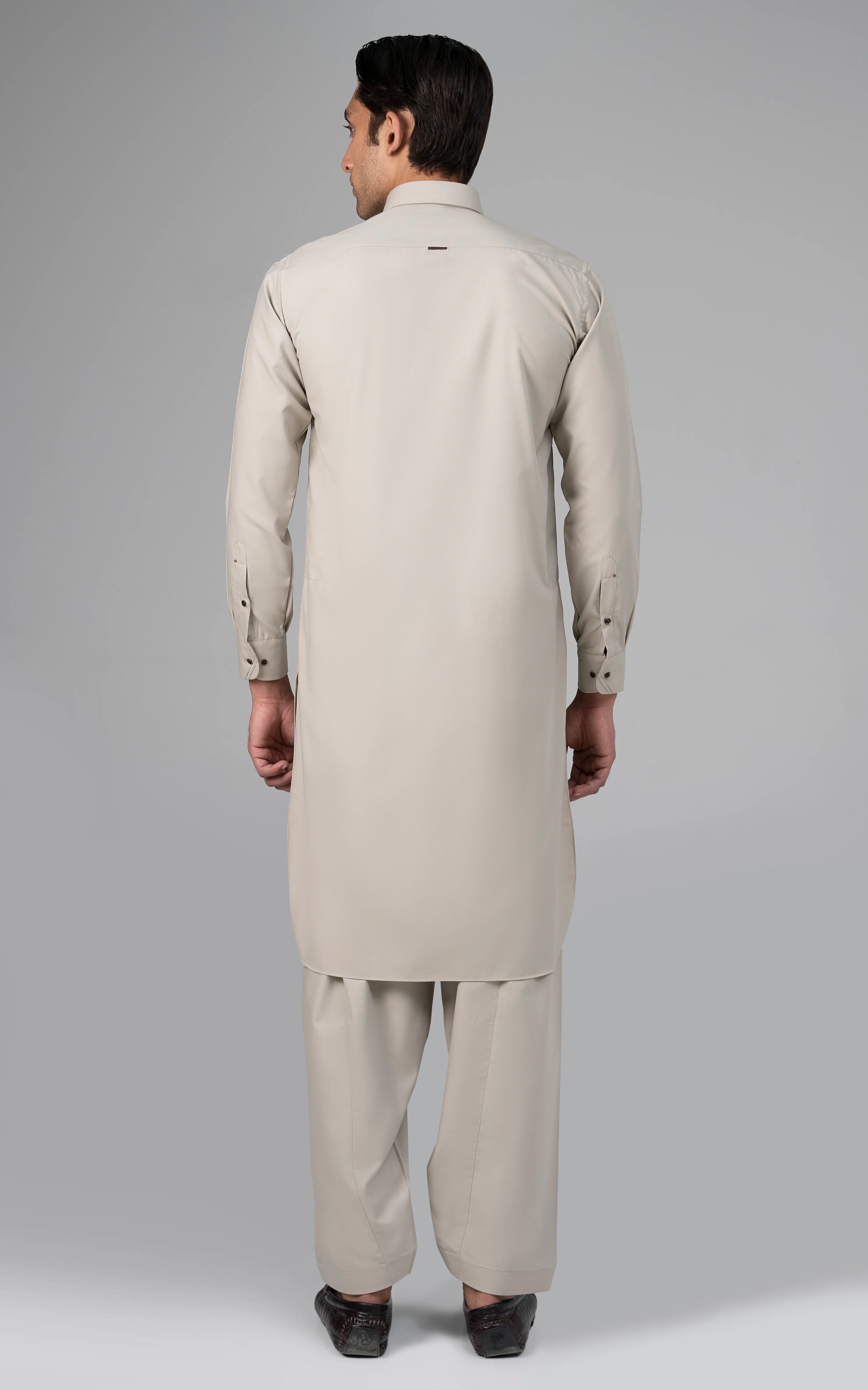 WASH & WEAR -CLASSIC COLLECTION OIL - Image 4