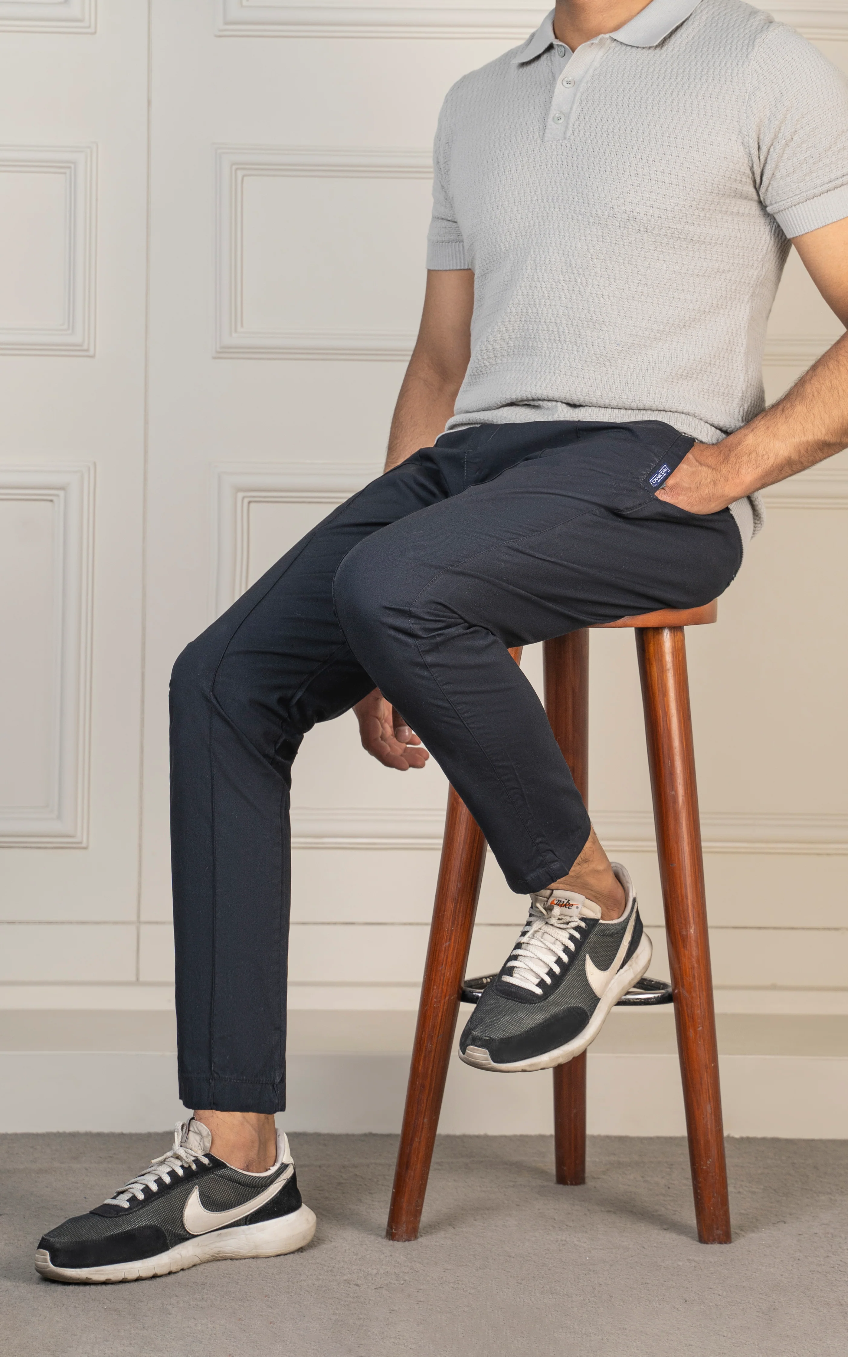 SLIM FIT JOGGER TROUSER BLACK - Image 3