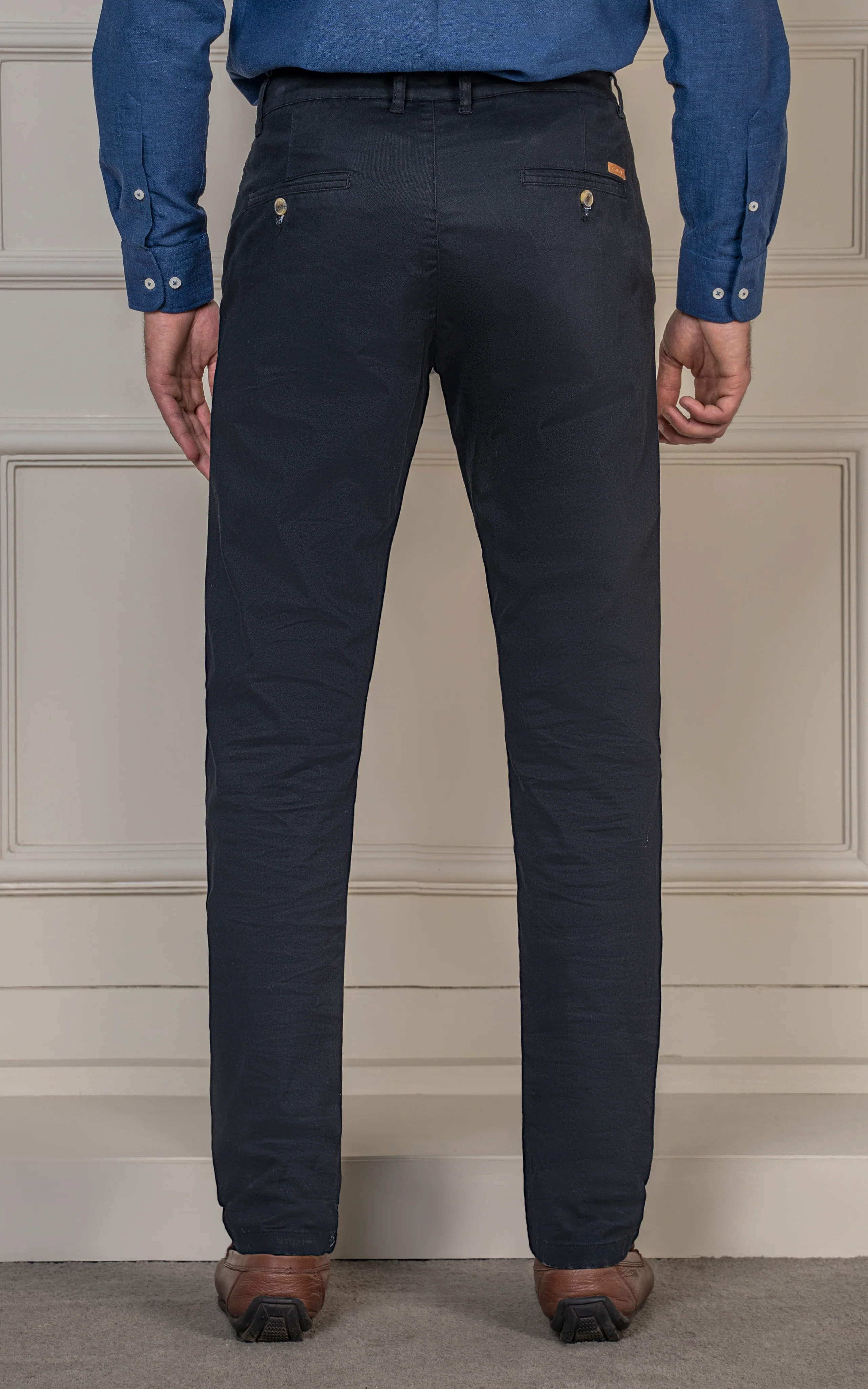 SLIM FIT SATIN PANT BLACK - Image 4