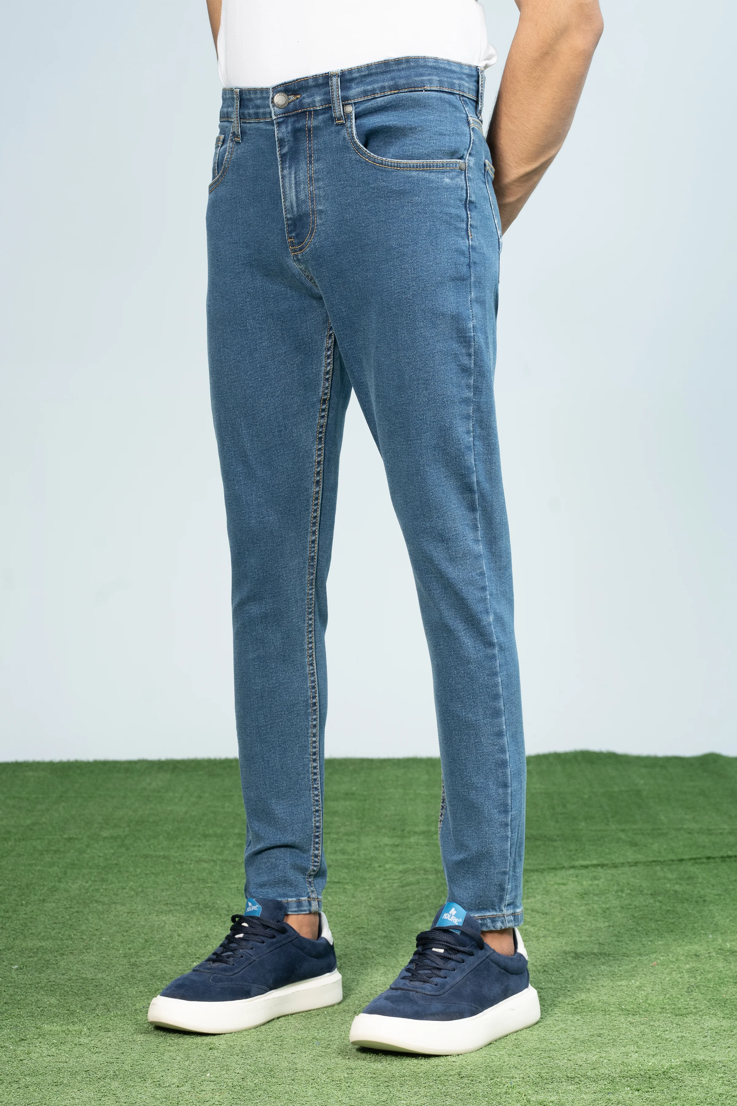 SLIM LEG DENIM JEANS LIGHT BLUE - Image 2