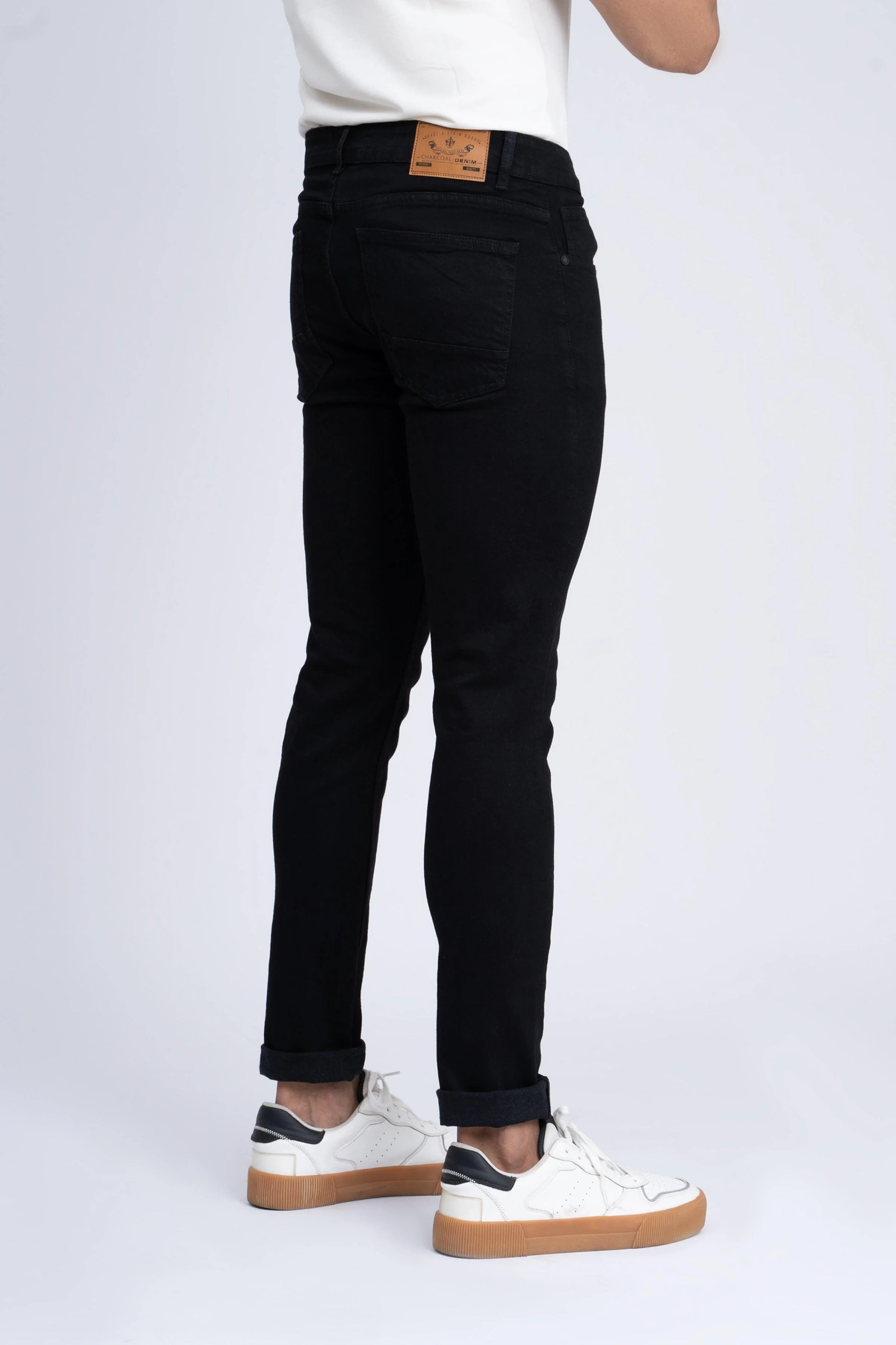 SLIM LEG JEANS BLACK - Image 3