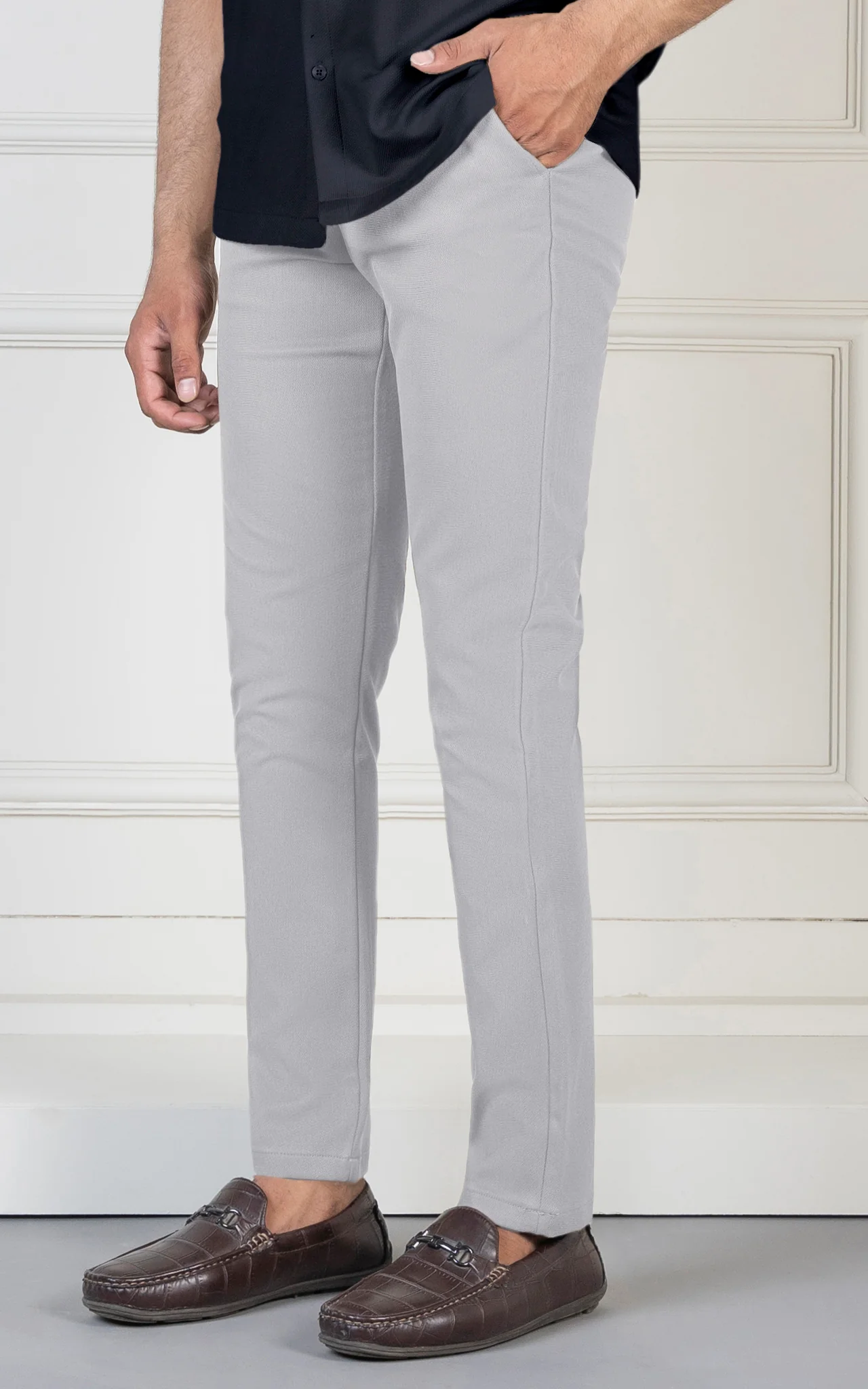 SMART FIT TEXTURED PANT LIGHT GREY