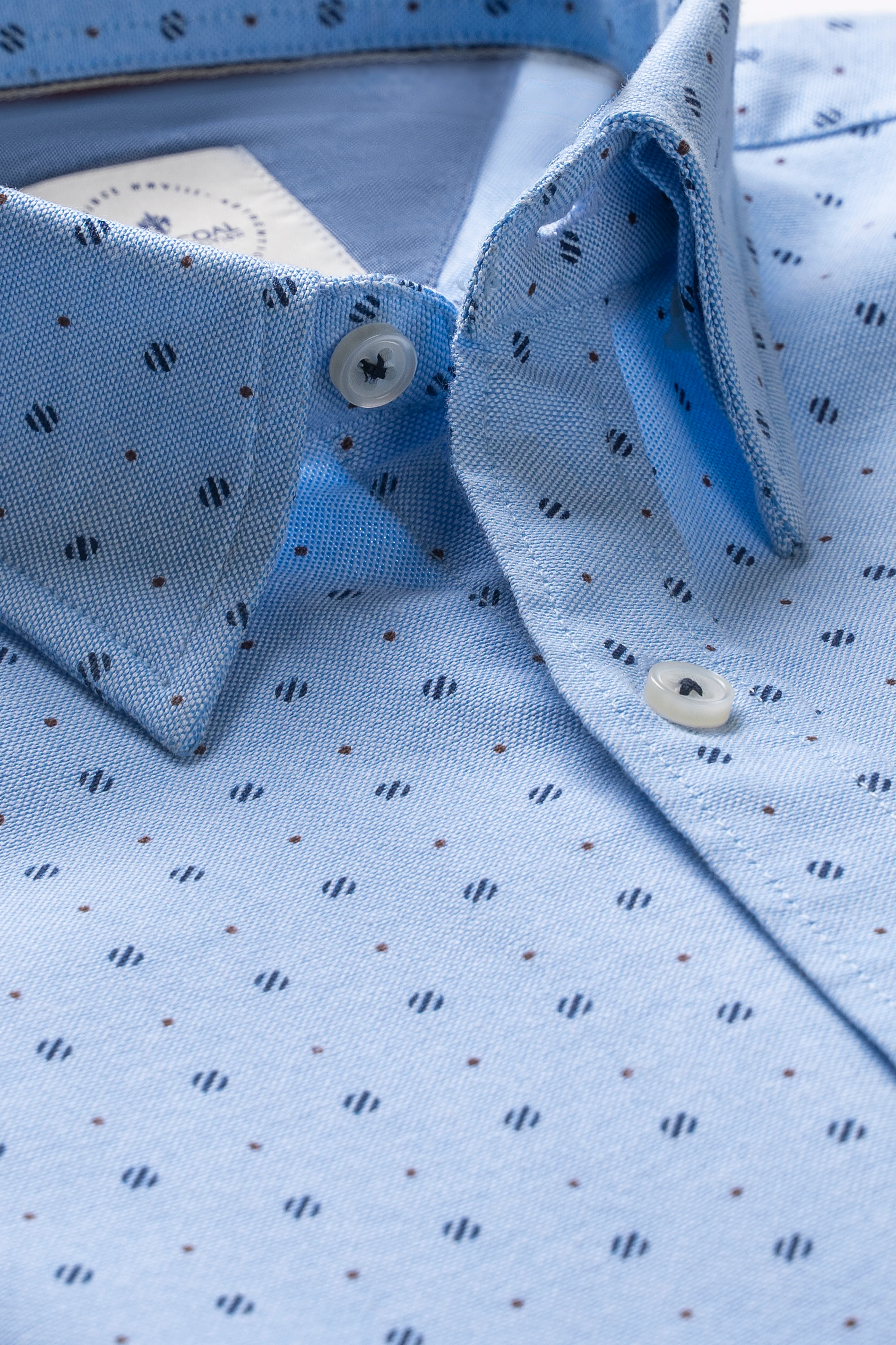 HIDDEN BUTTON DOWN COLLAR  SHIRT SKY BLUE - Image 2