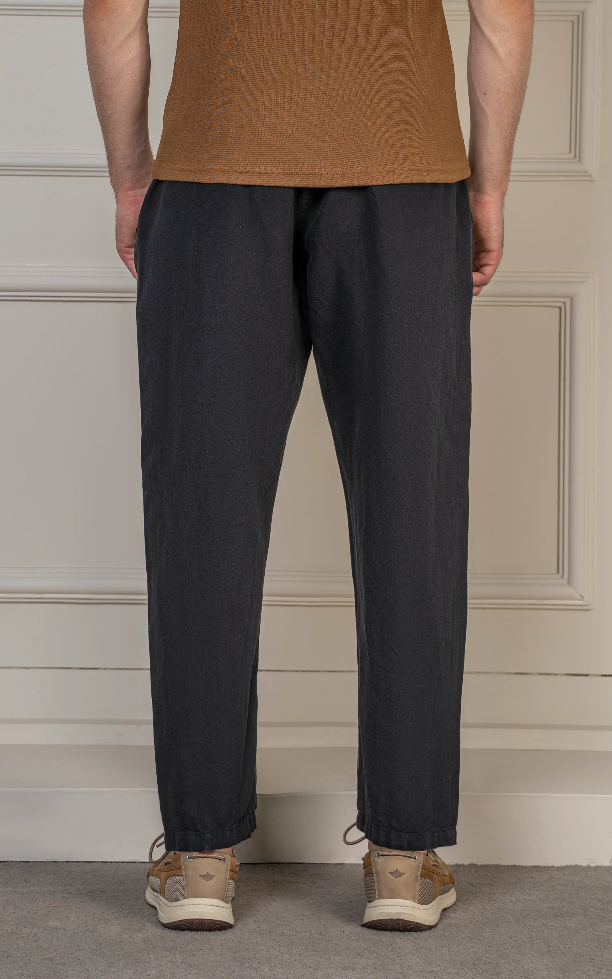 STRAIGHT FIT LINEN JOGGER TROUSER BLACK - Image 4