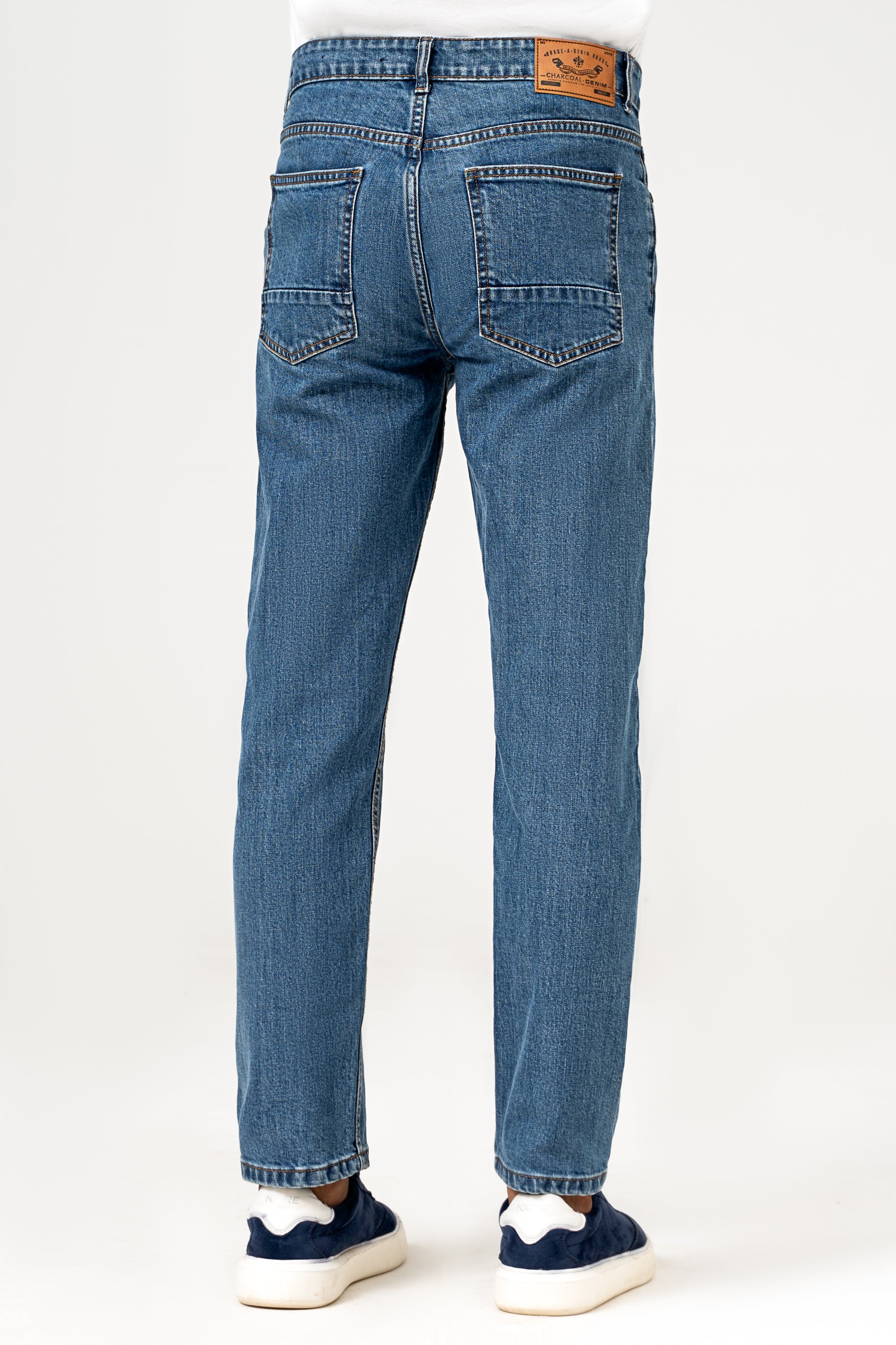 STRAIGHT LEG DENIM JEANS LIGHT BLUE - Image 4
