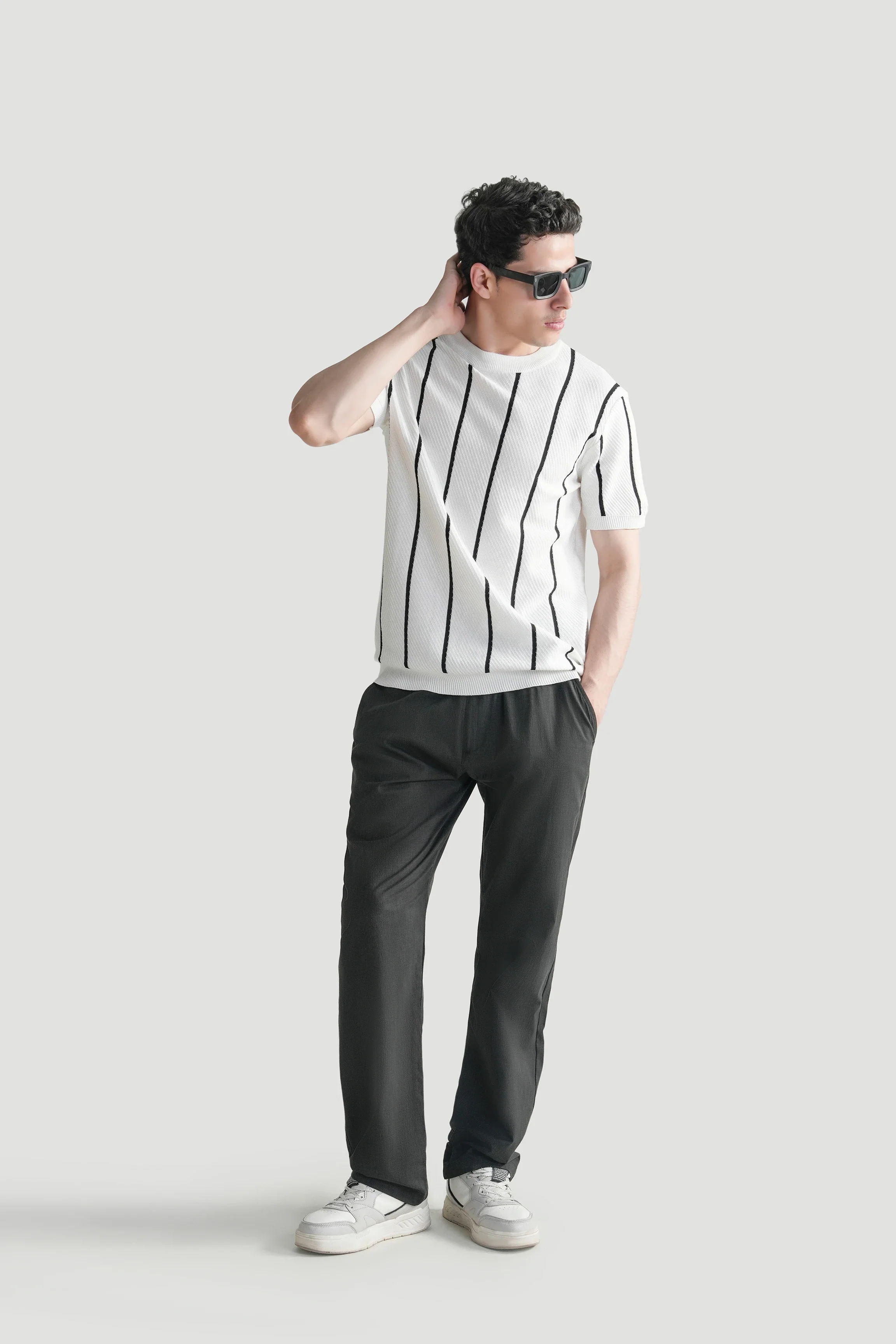 SWEATER KNIT SELF STRIPED CREW NECK T-SHIRT WHITE - Image 3