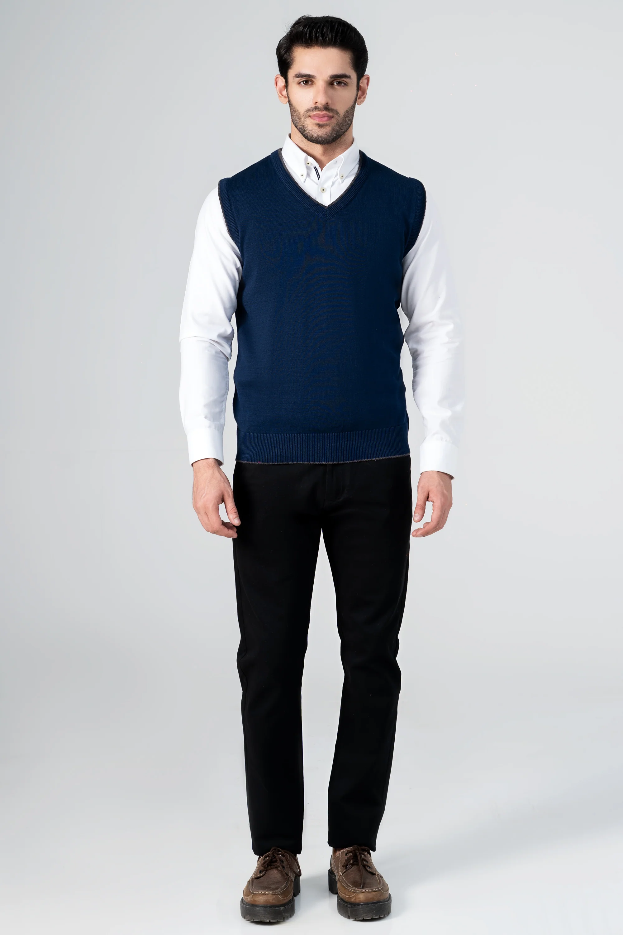 SLEEVELESS V Neck SWEATER NAVY