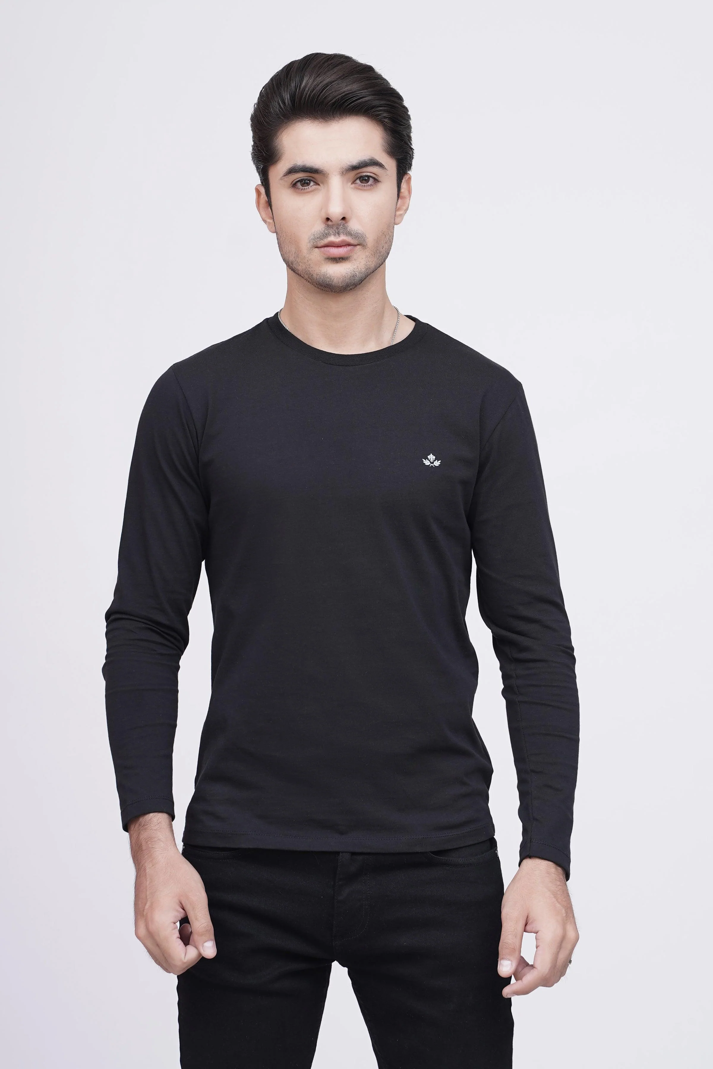 T SHIRT CREW NECK BLACK