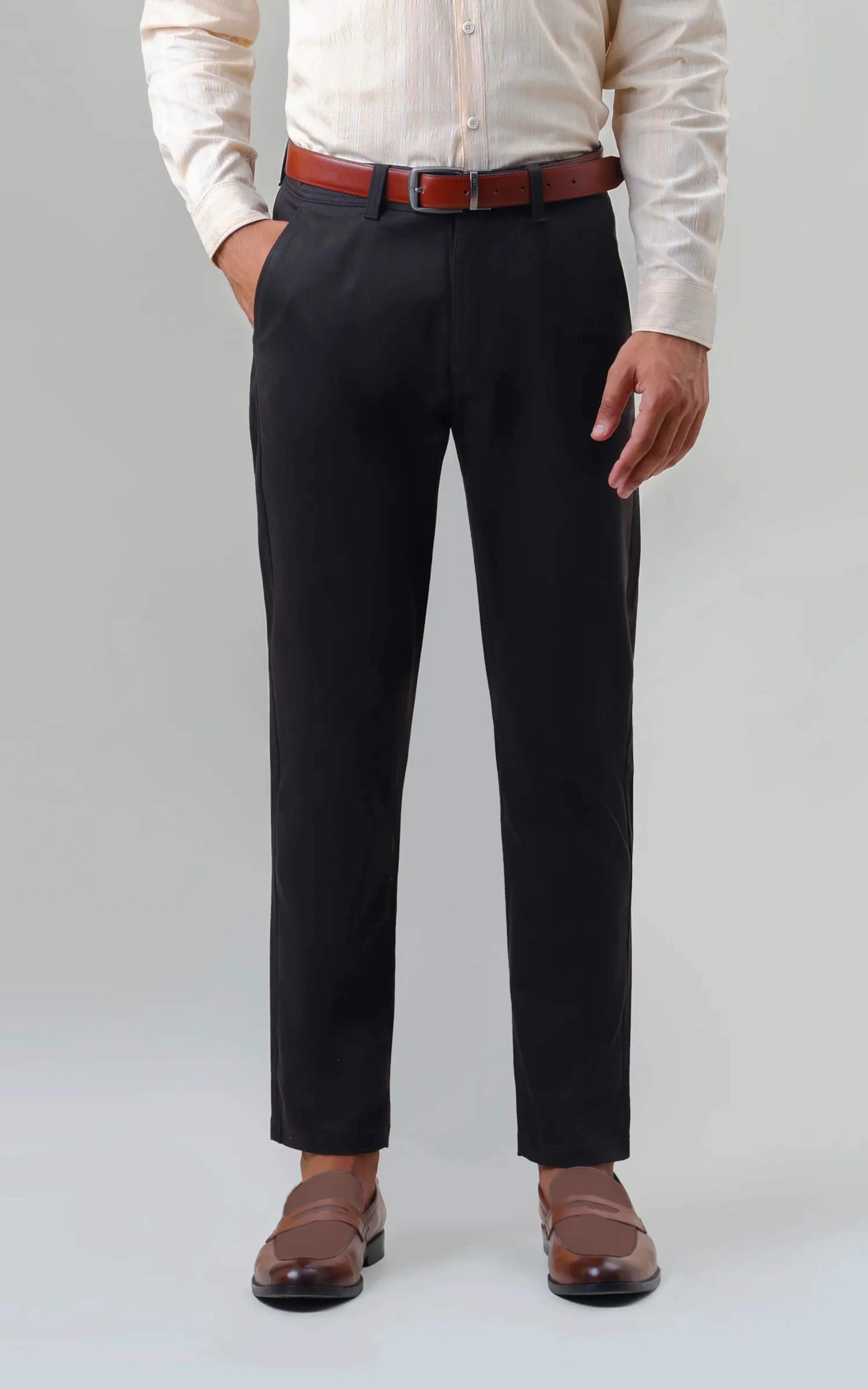 TEXTURED REGULAR FIT CASUAL PANT BROWN - Image 3