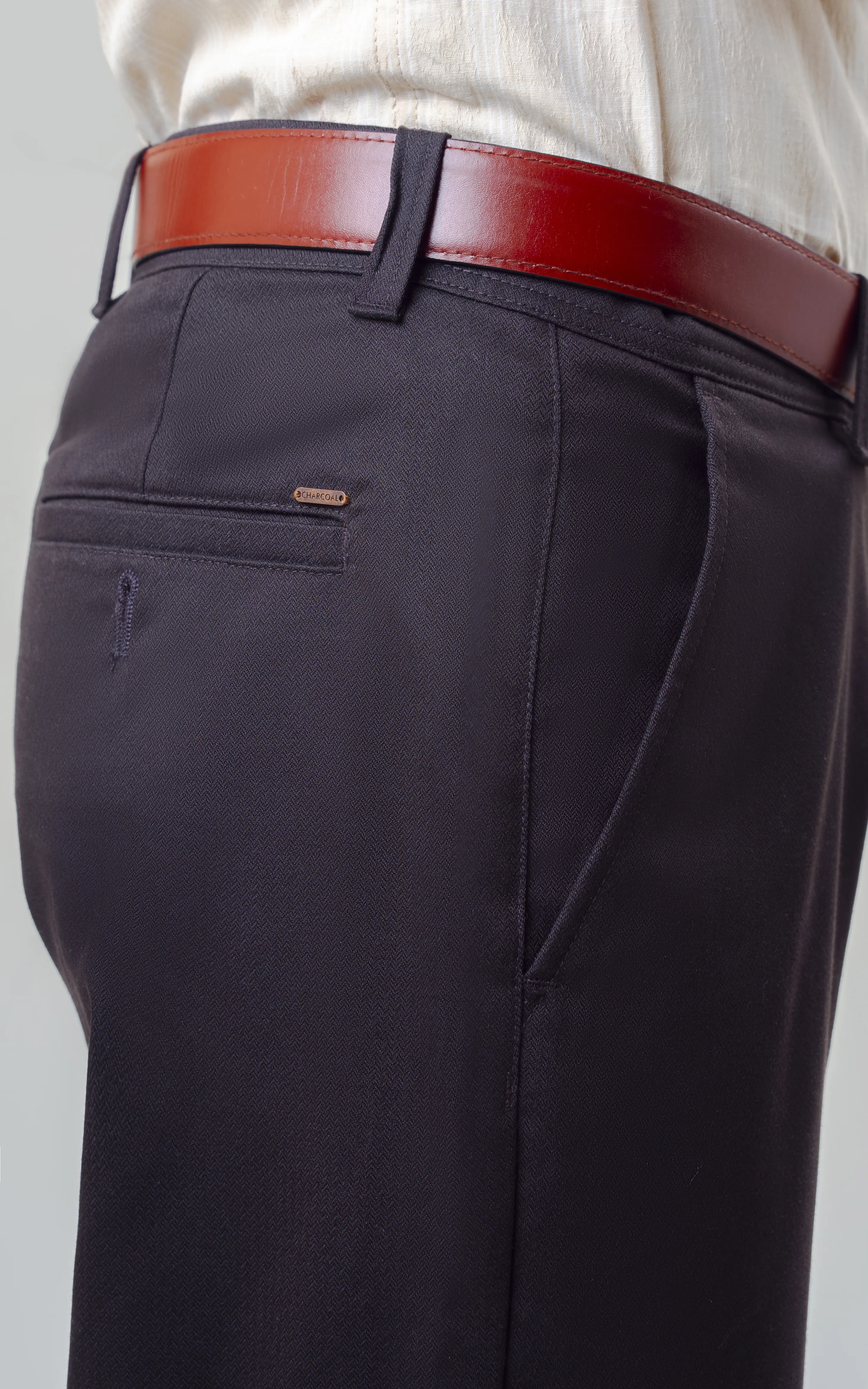 TEXTURED REGULAR FIT CASUAL PANT BROWN - Image 4