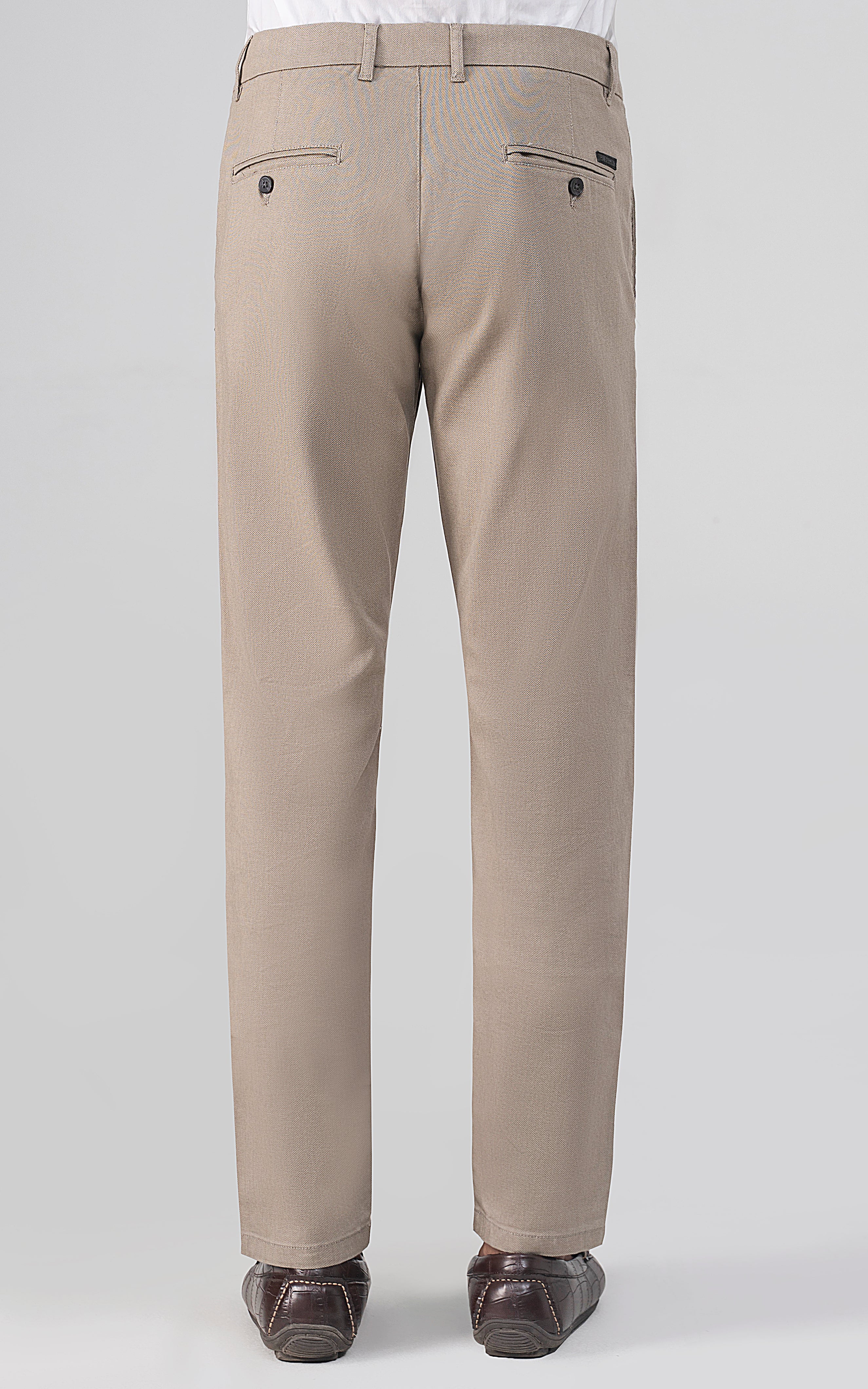 TEXTURED SMART FIT CASUAL PANT KHAKI - Image 4