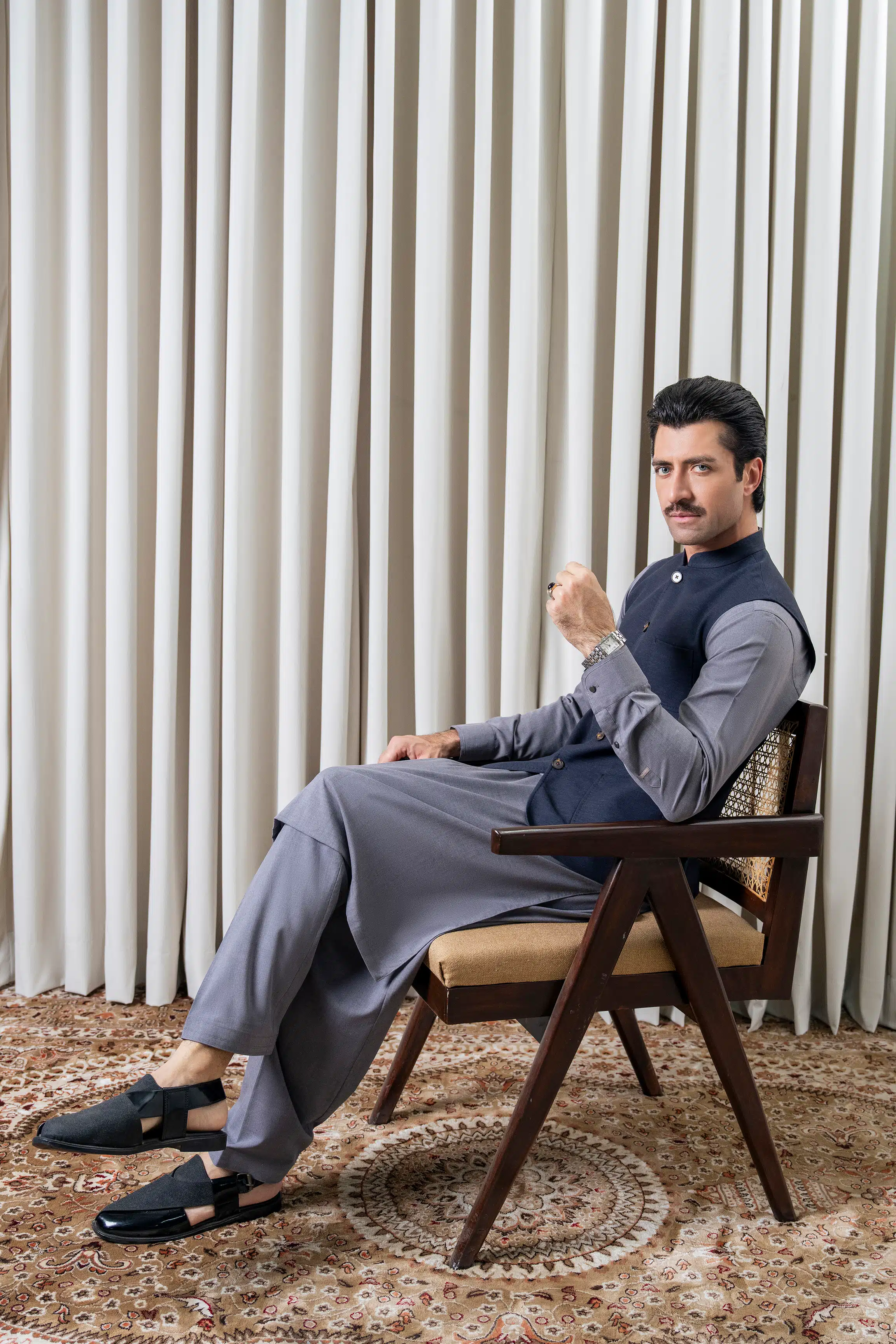 TWILL - COTTON LINEN WAISTCOAT | SIGNATURE COLLECTION NAVY - Image 6