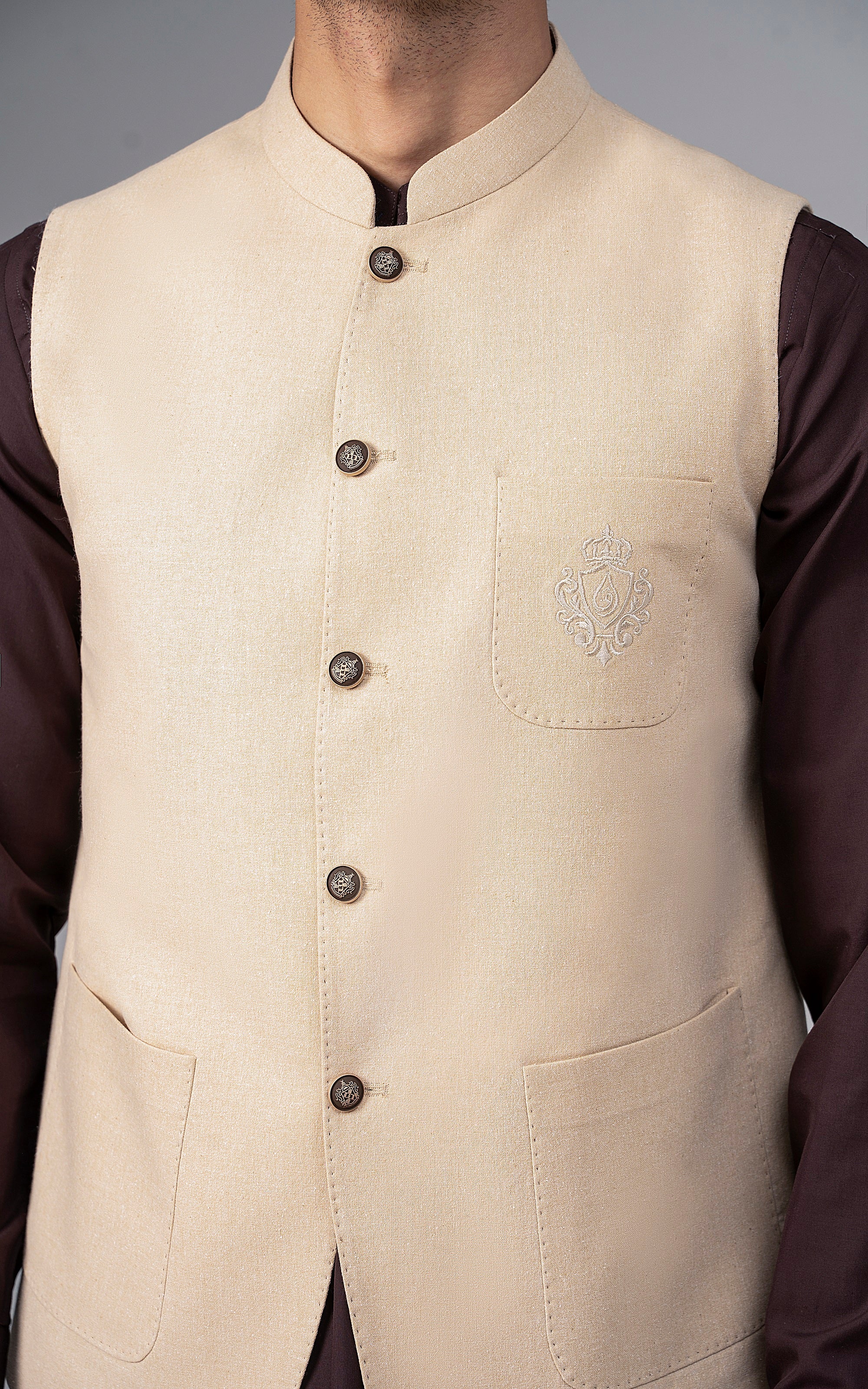 LOGO EMBROIDERED WAISTCOAT- CLASSIC COLLECTION BEIGE - Image 2